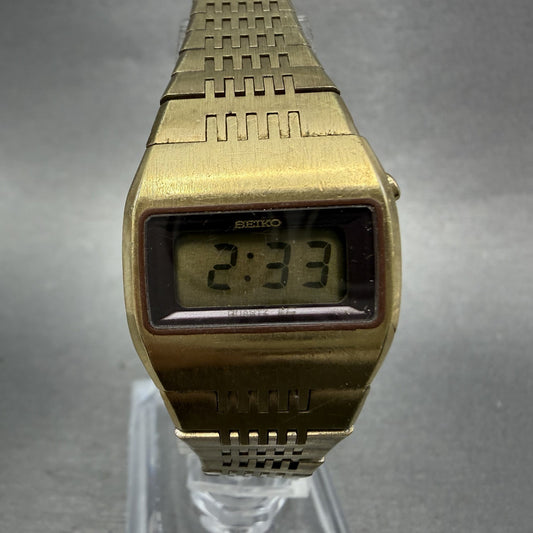 Seiko Digital Watch Women 23mm Gold Tone Month Date L012-5049 New Battery0