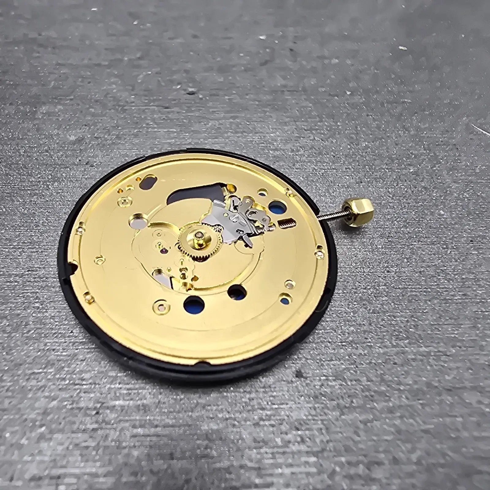 ETA 955.102 Quartz Movement 2 Hand 7 Jewels No Date Movado PARTS2