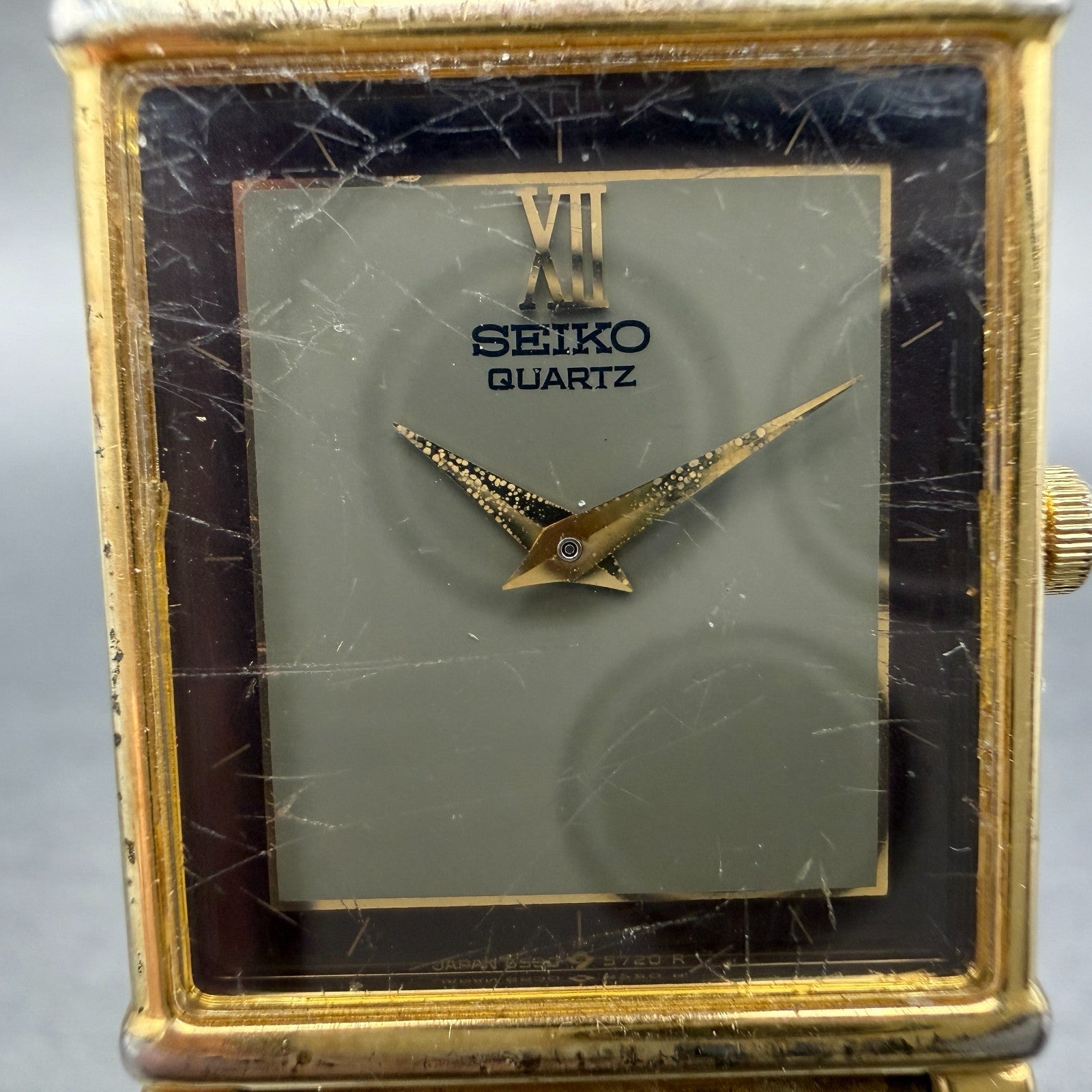 Seiko Tank Watch Men 25mm Gray Dial Gold Tone Rectangle 6530-5399 New Battery1
