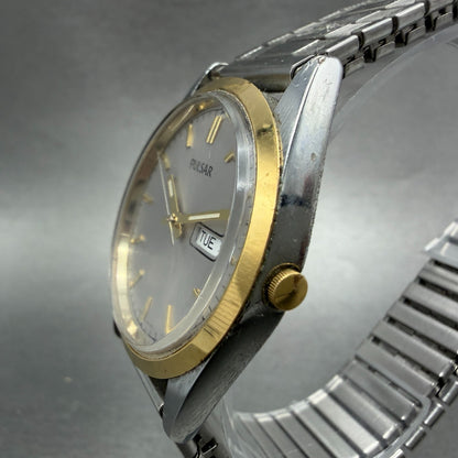 Seiko Pulsar Watch Men 35mm Silver Dial Two Tone Daydate VX33-0AB0 New Battery2