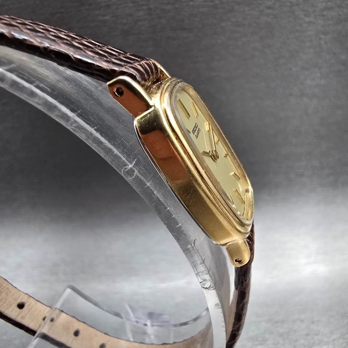 Seiko Watch Women 15mm Champagne Dial Gold Tone Rectangle 1320-5539 New Battery3
