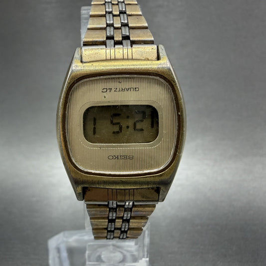 Seiko Digital Watch Women 23mm Two Tone Month Date L012-5039 New Battery0
