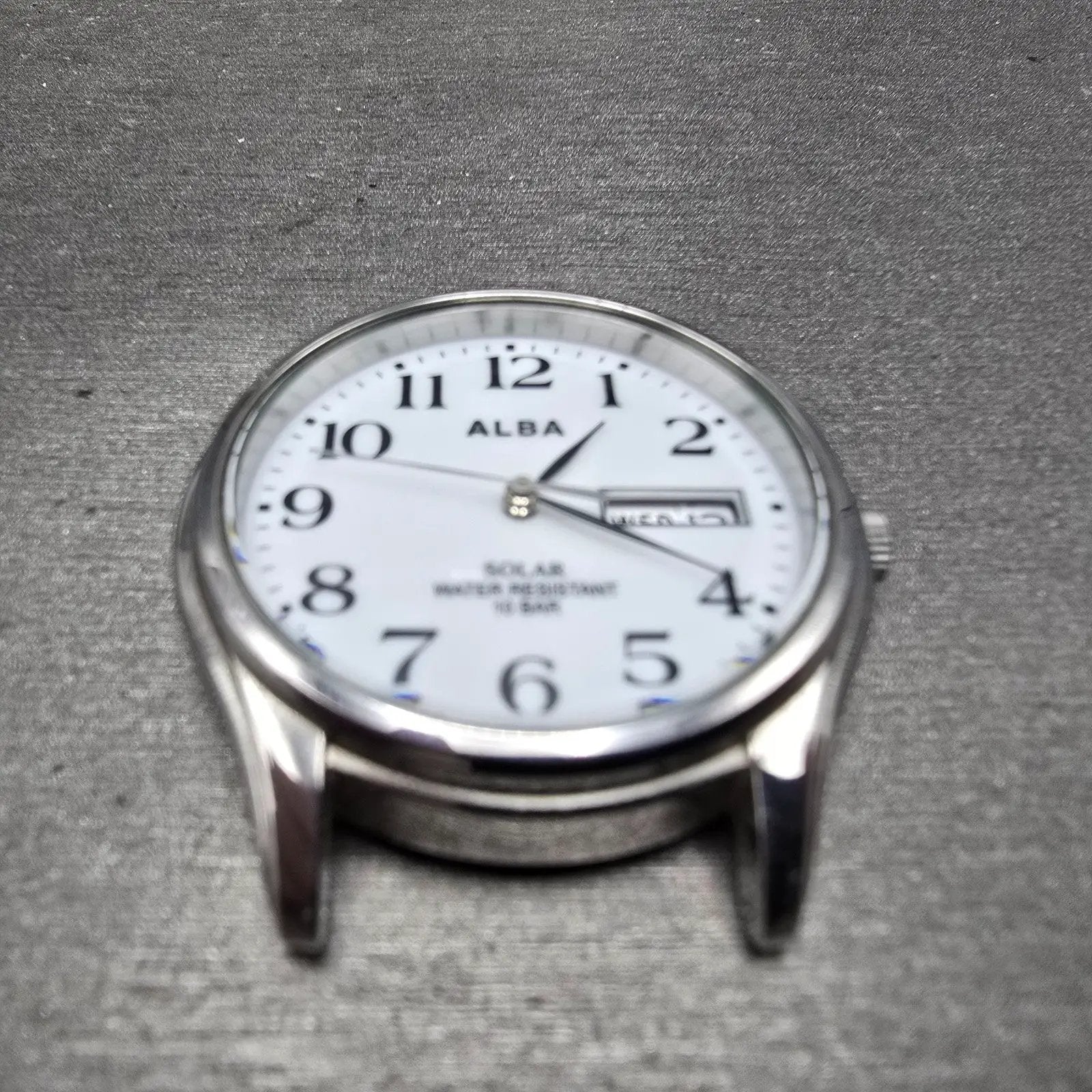 Seiko Alba Solar Watch Men 36mm White Dial Silver Tone Daydate V158-0AX0 PARTS3