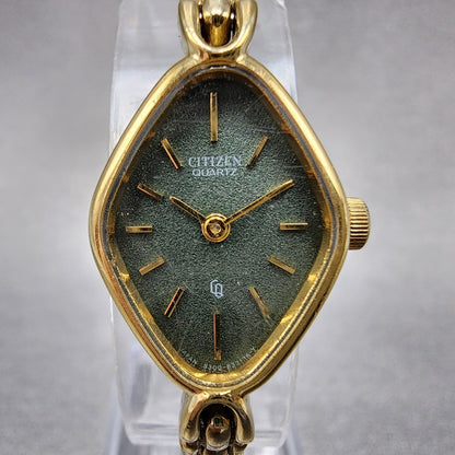Citizen CQ Watch Women 17mm Green Dial Gold Tone Oval 4832230 New Battery1