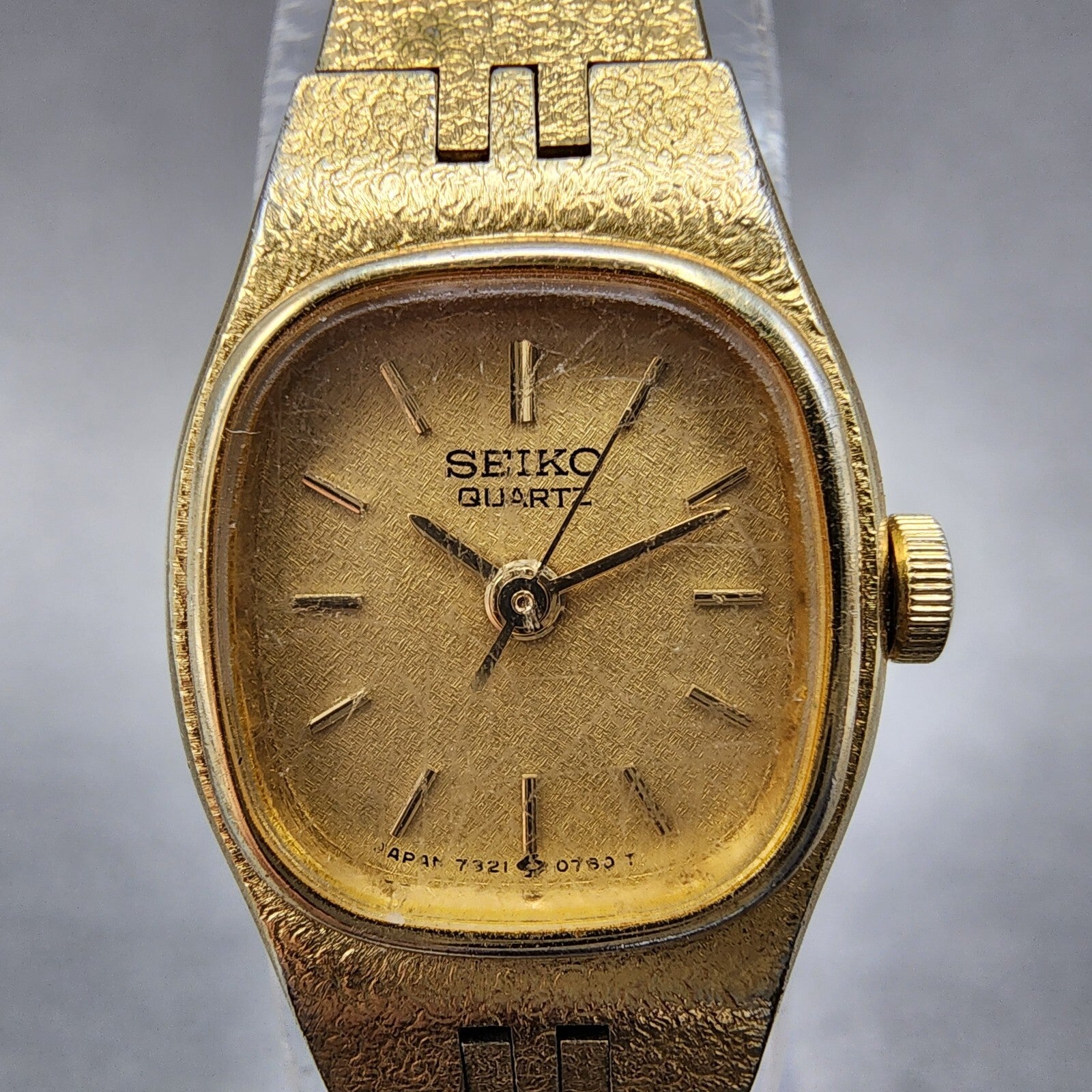 Seiko Watch Women 17mm Gold Dial Gold Tone Rectangle 73215399 New Battery1