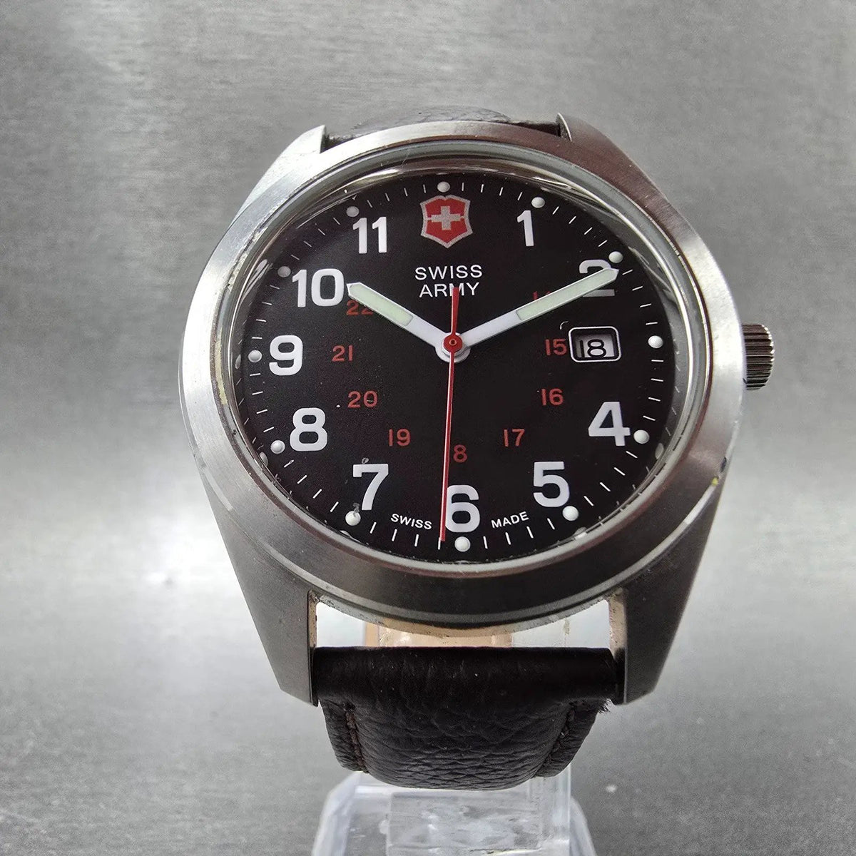 Swiss Army Garrison Watch Men 40mm Black Dial Steel Date Round New Battery5