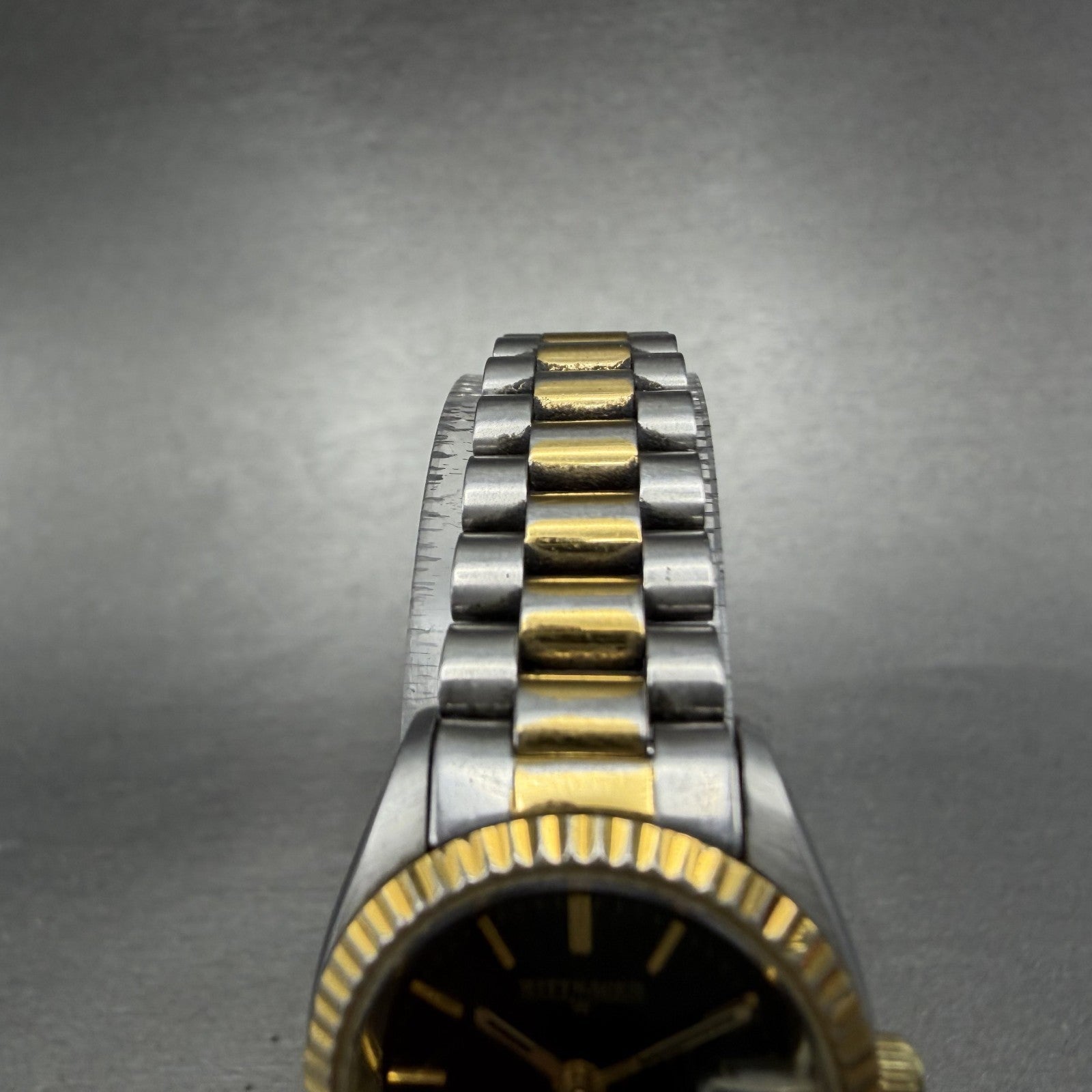 Wittnauer Watch Women 24mm Black Dial Two Tone Date Round 9565 New Battery VTG4