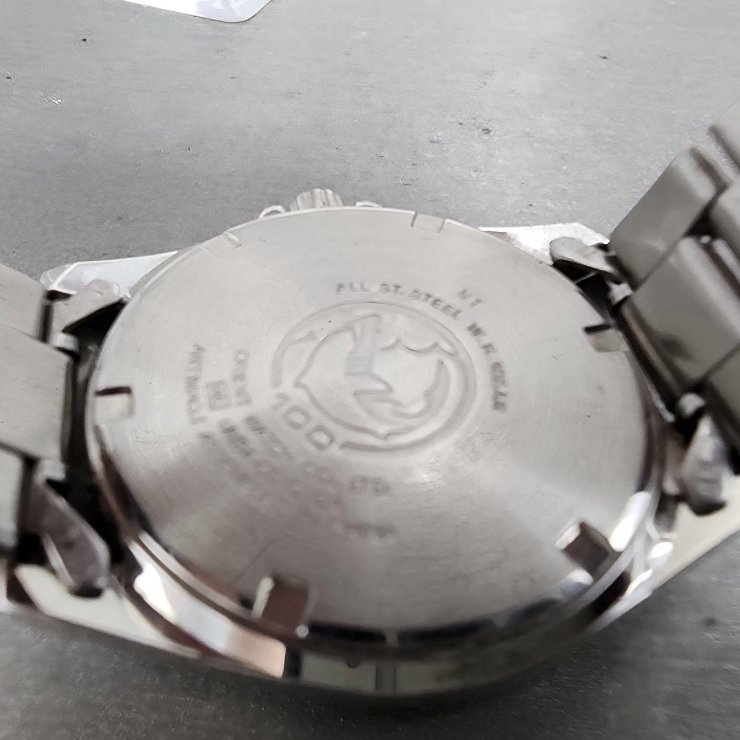 Orient Swimmer Watch Men 36mm White Dial Silver Tone Date Round New Battery9