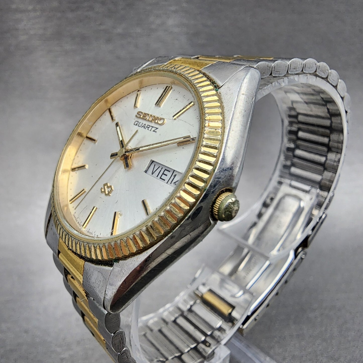 VTG Seiko SQ President Watch Women 33mm White Dial Two Tone Daydate Round NewBat2