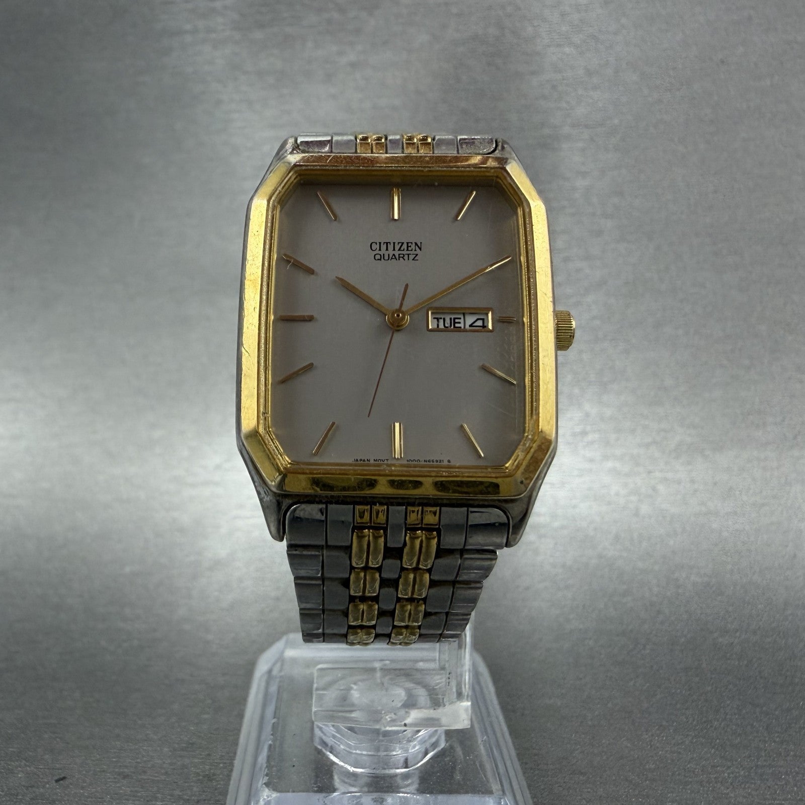 Citizen Tank Watch Men 27mm Gray Dial Two Tone Daydate 1000S63871 New Battery5