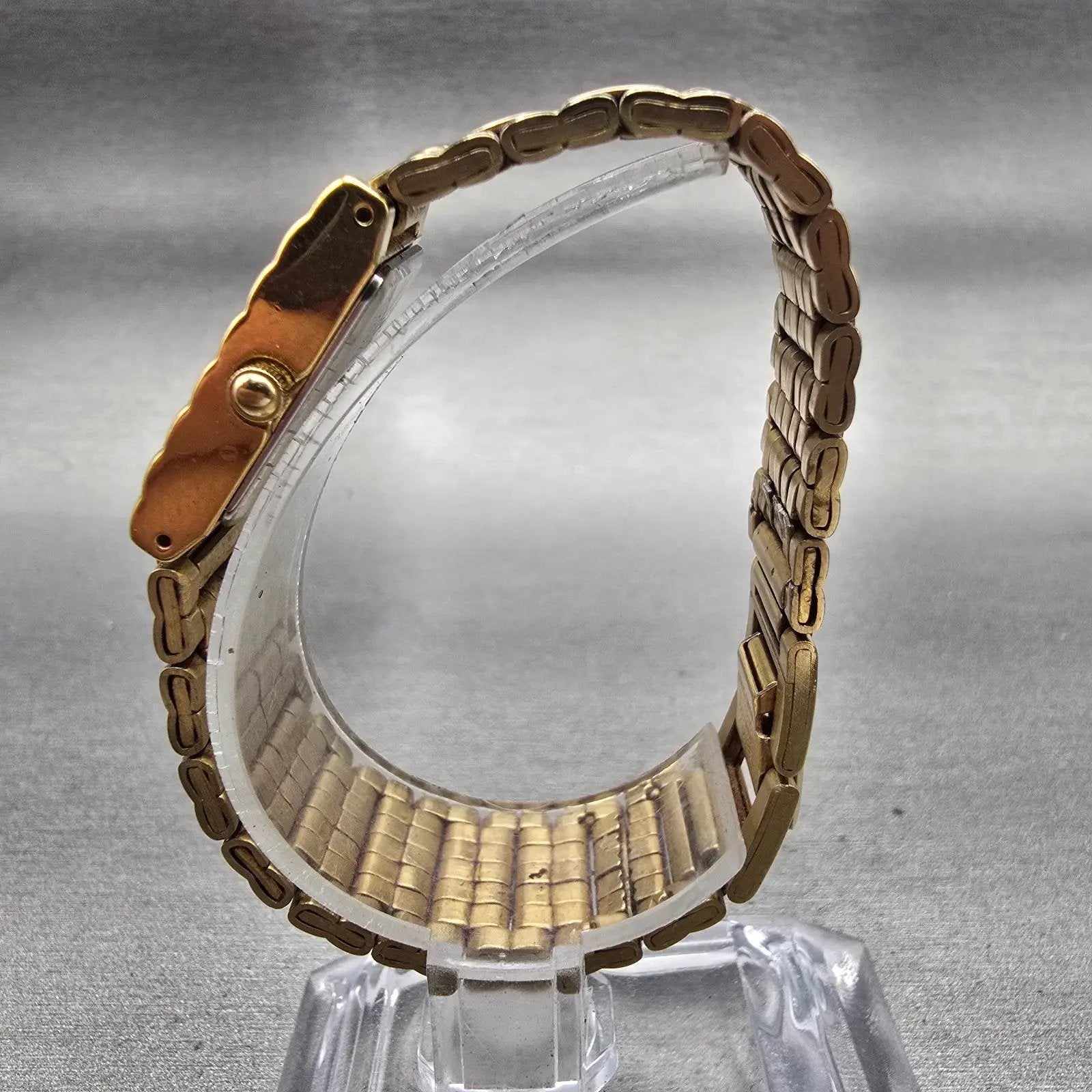 Seiko Watch Women 16mm Gold Dial Gold Tone Rectangle 1N01-5A69 New Battery VTG6