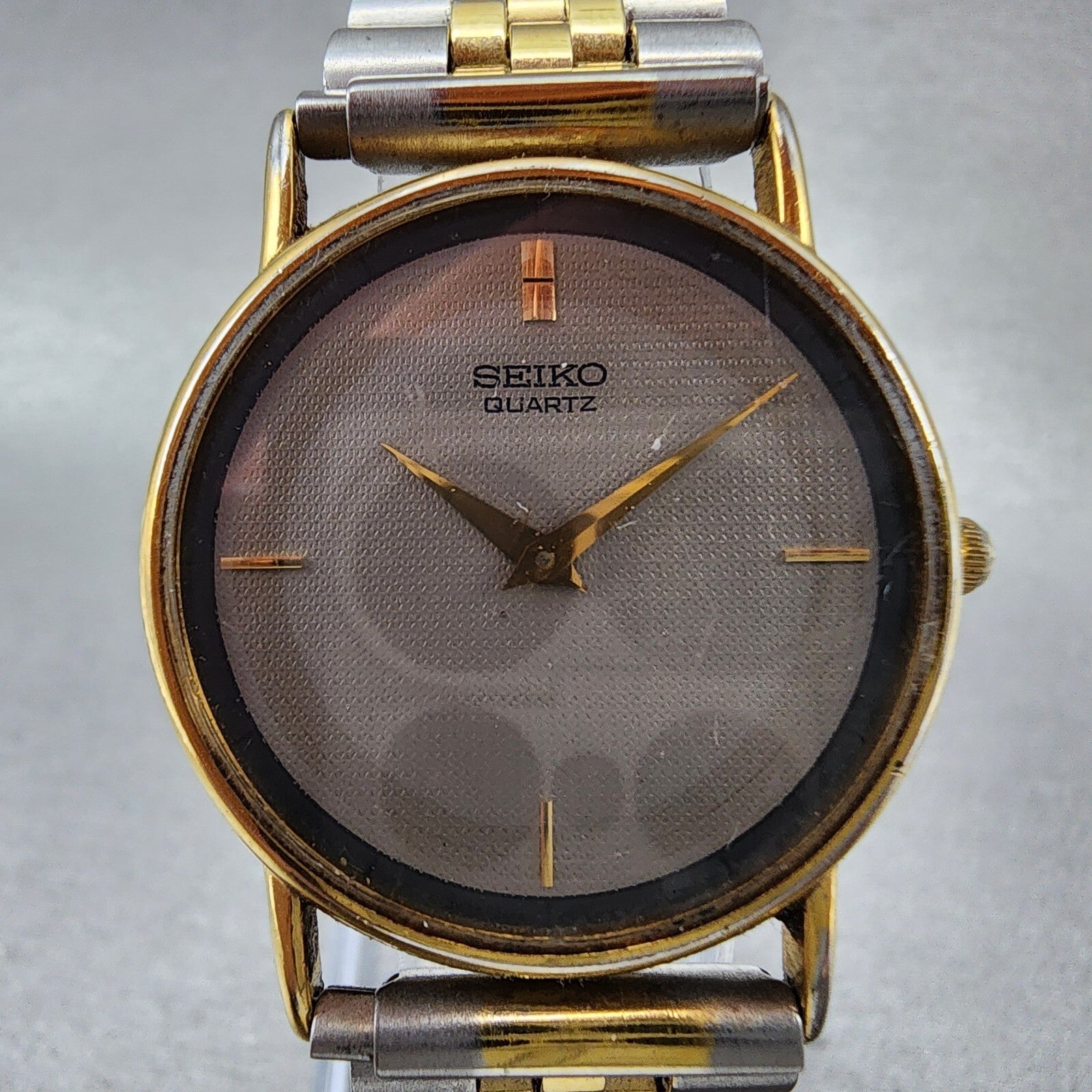 Seiko Watch Men 31mm Gray Dial Gold Tone Round 5Y307000 PARTS Vintage2