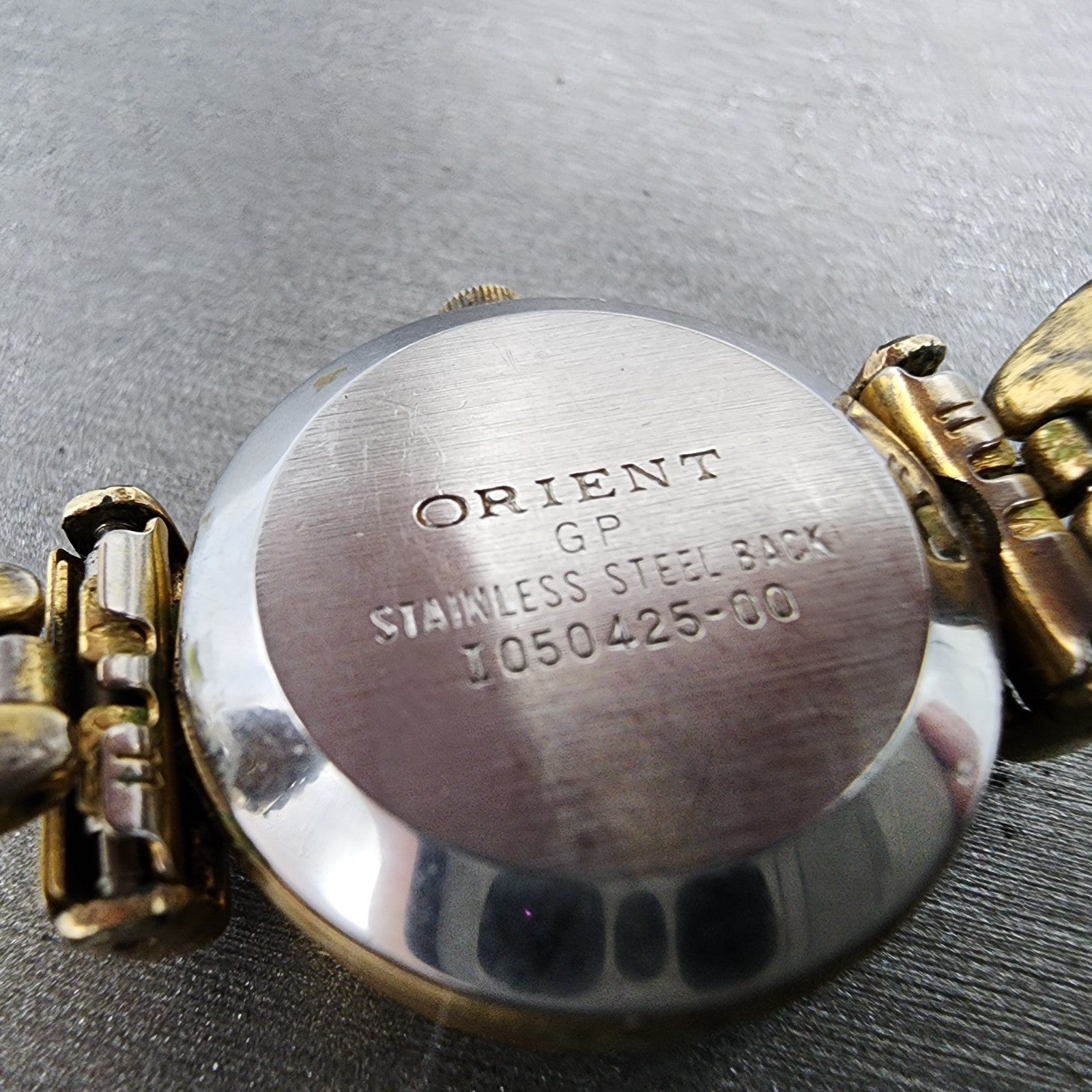 Orient Watch Women 22mm Gold Dial Gold Plated Round New Battery Vintage8