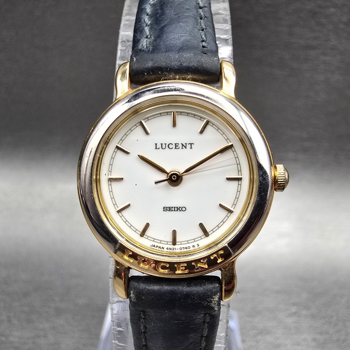 Seiko Lucent Watch Women 22mm White Dial Gold Tone Round 4N21-036A New Battery0