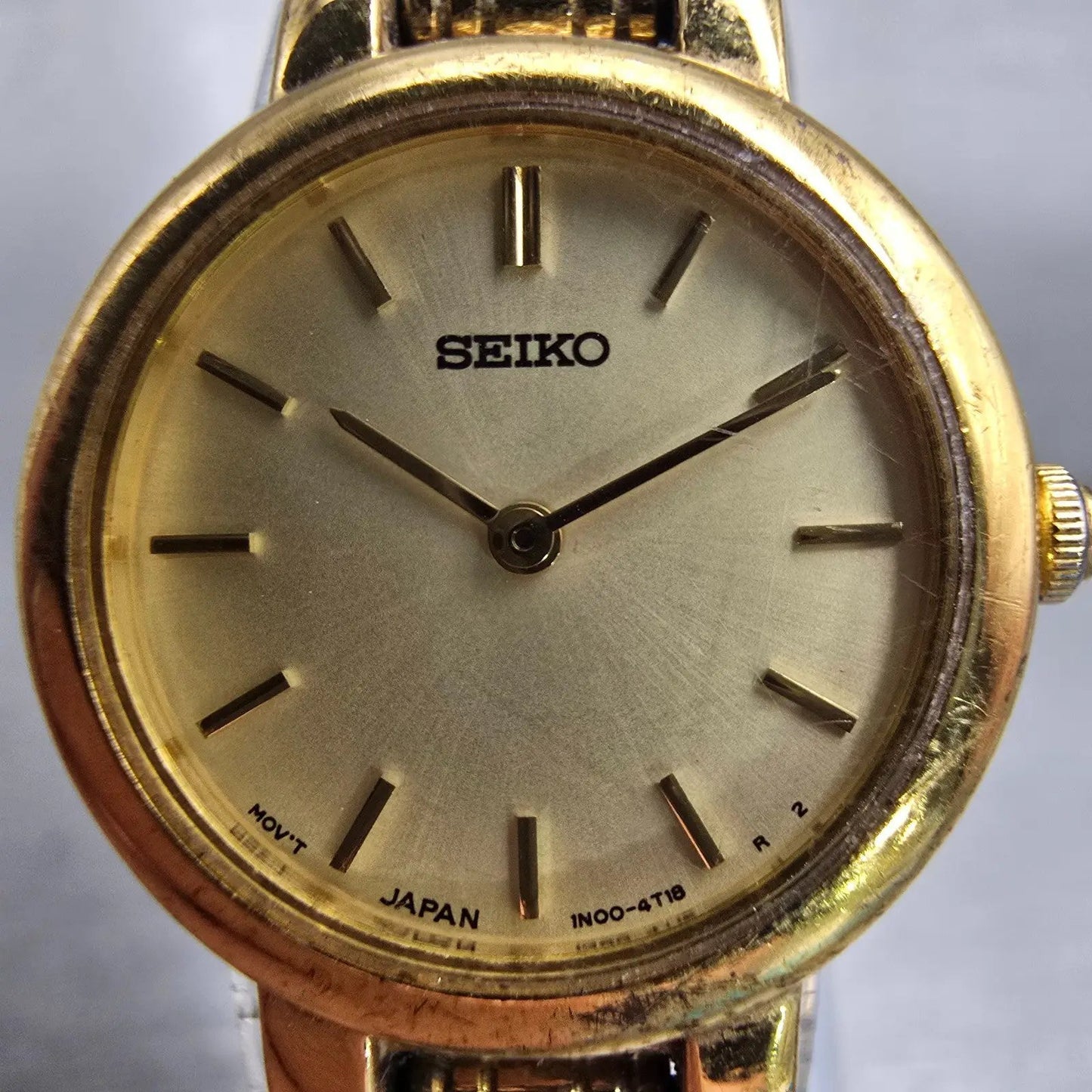 Seiko Watch Women 21mm Champagne Dial Gold Tone Round 1N00-1E09 New Battery VTG1