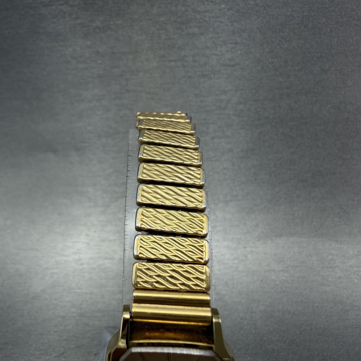 Seiko Watch Women 20mm Champagne Dial Gold Tone Rectangle 2P21-5230 New Battery4