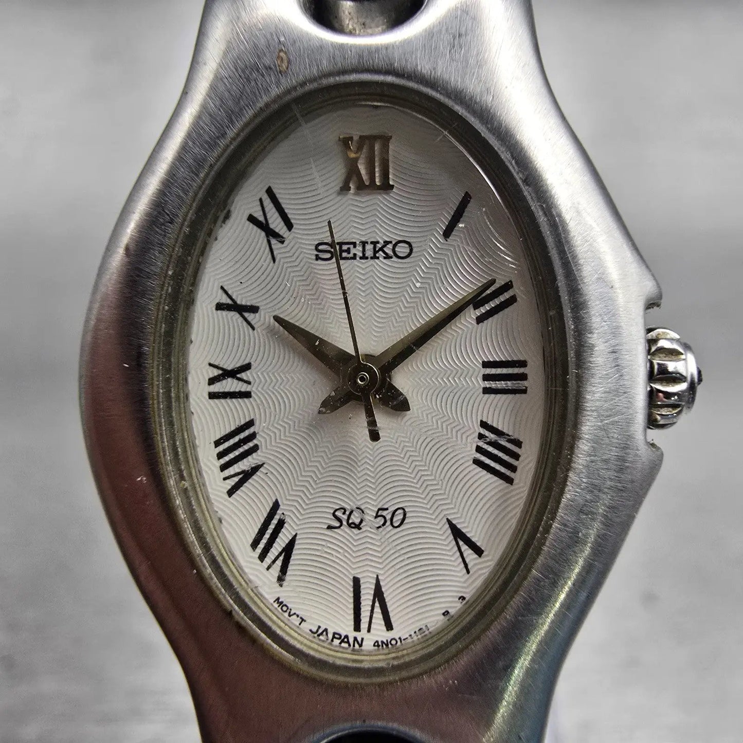 Seiko Vivace Watch Women 21mm White Dial Silver Tone Oval 4N01-5070 New Battery1