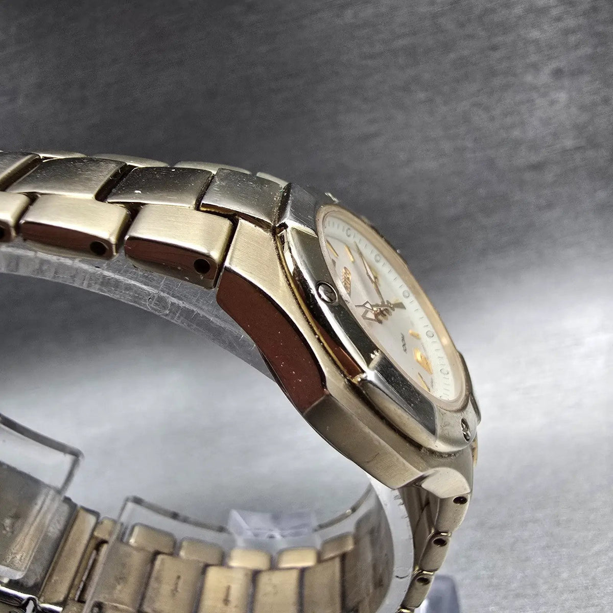 Seiko Watch Women 26mm White Dial Two Tone Date Round 7N82-0BE0 New Battery3