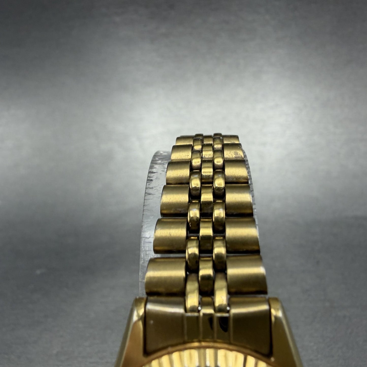Seiko SQ Watch Women 24mm Black Dial Gold Tone Daydate 24mm Round New Battery I34