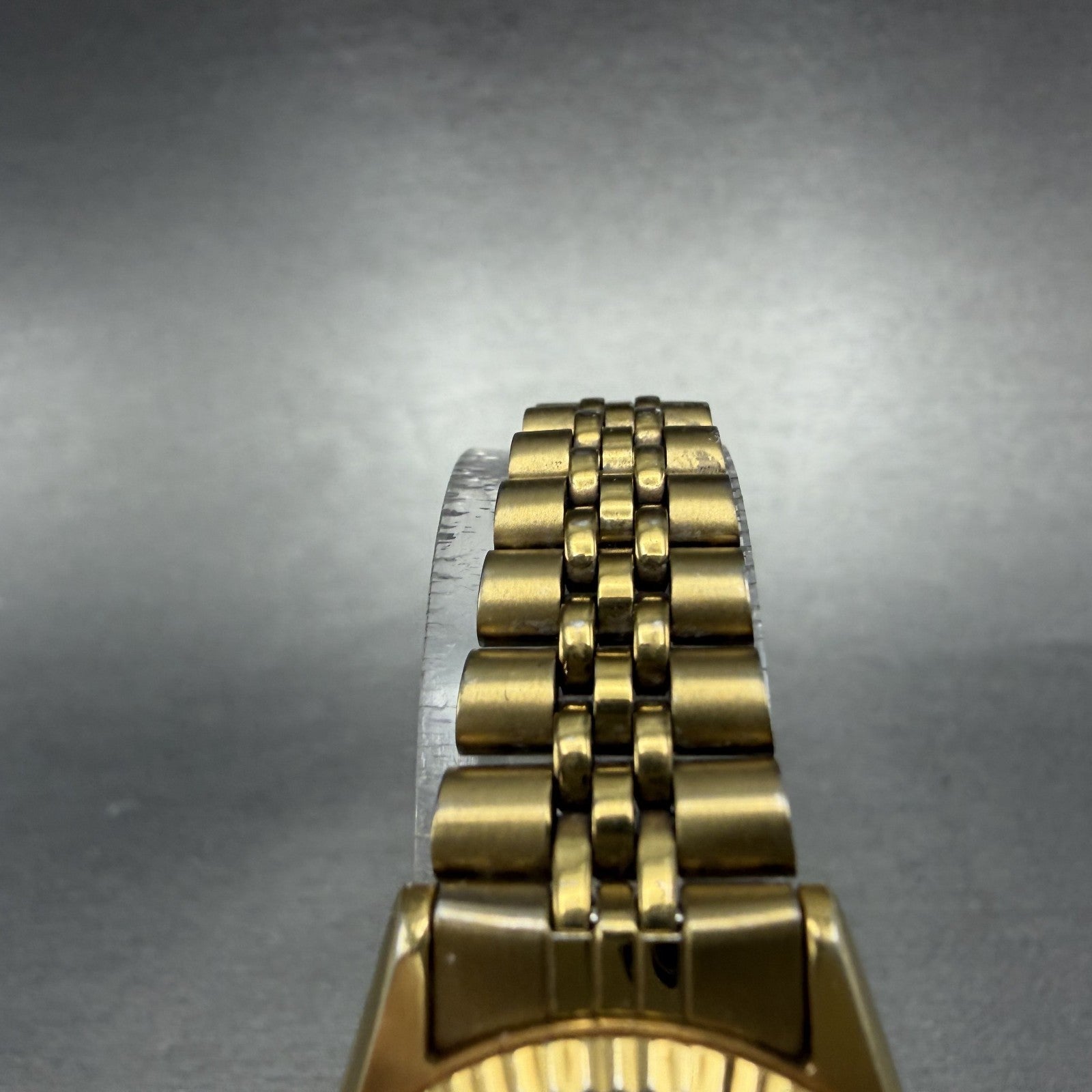 Seiko SQ Watch Women 24mm Black Dial Gold Tone Daydate 24mm Round New Battery I34