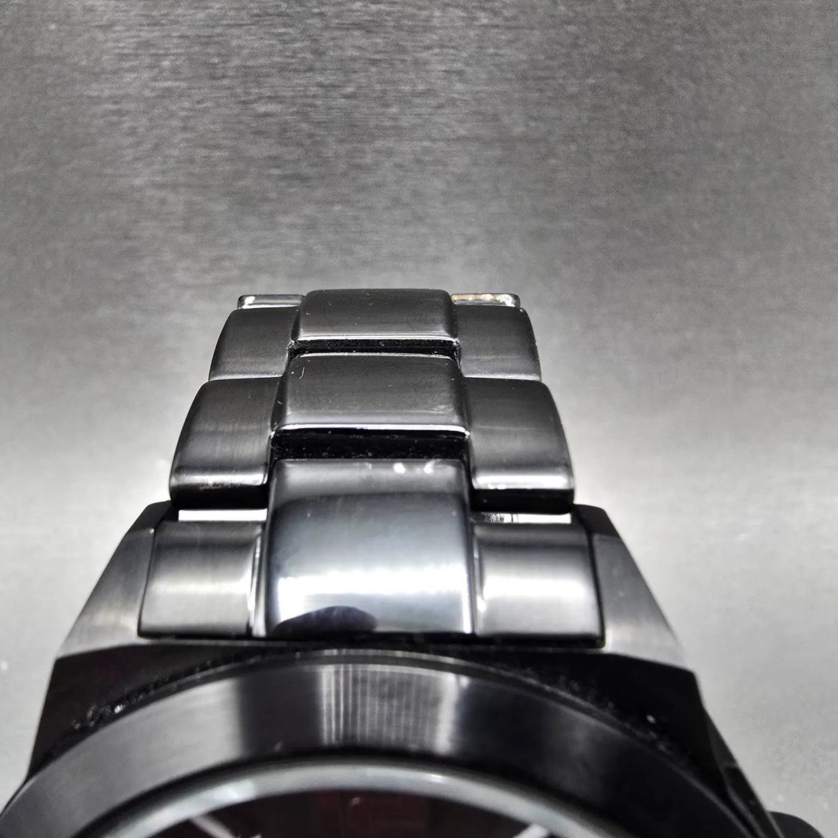 Oceanaut Armada Watch Men 49mm Black Dial Black Red Round OC7312 New Battery4