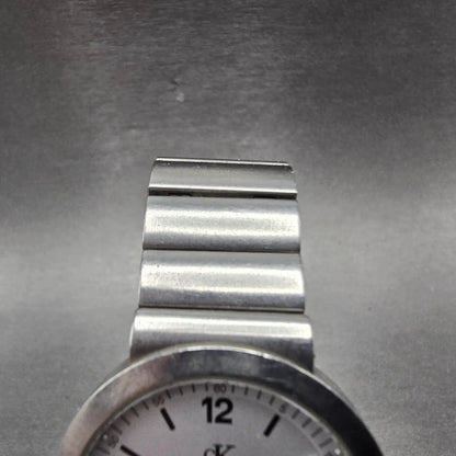 Calvin Klein Watch Women 31mm Silver Dial Stainless Steel Date Round New Battery4