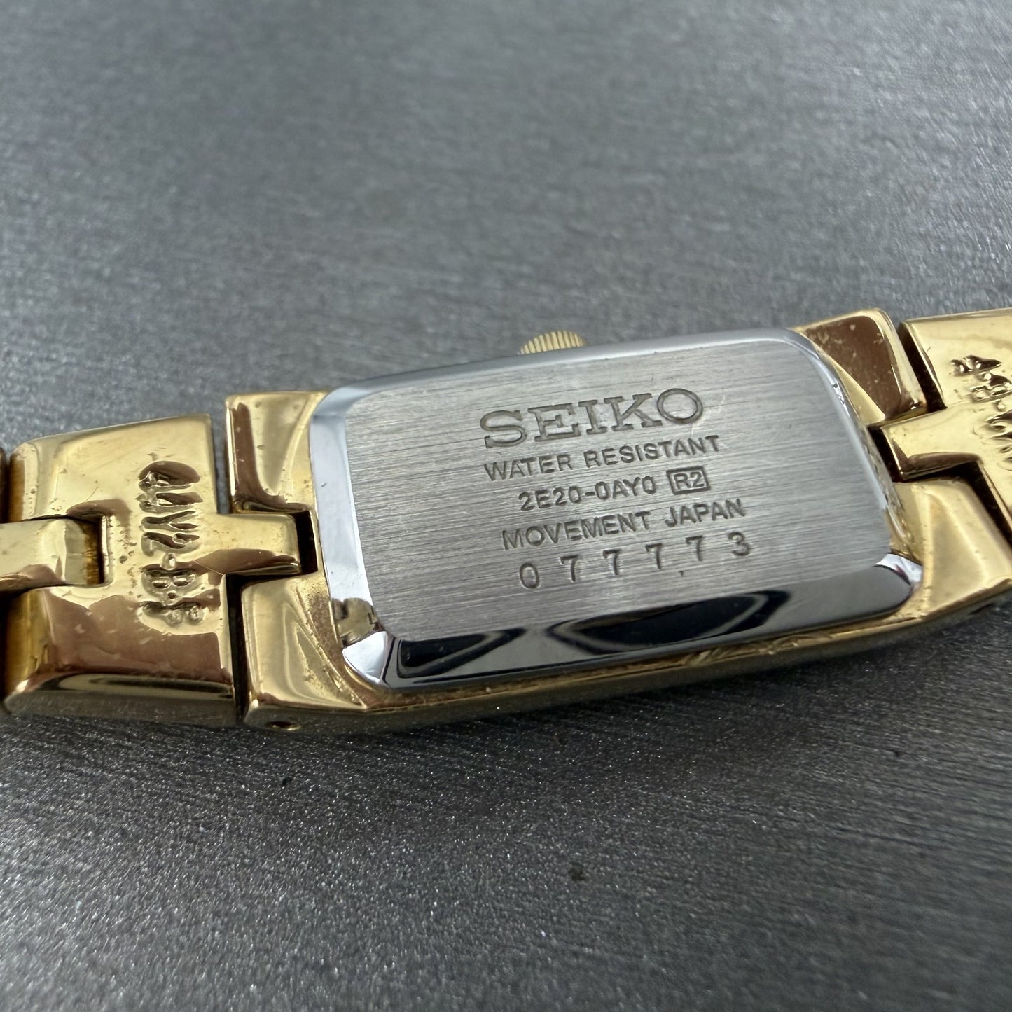 Seiko Tank Watch Women 13mm Champagne Dial Gold Tone Rectangle 2e207479 New Bat9
