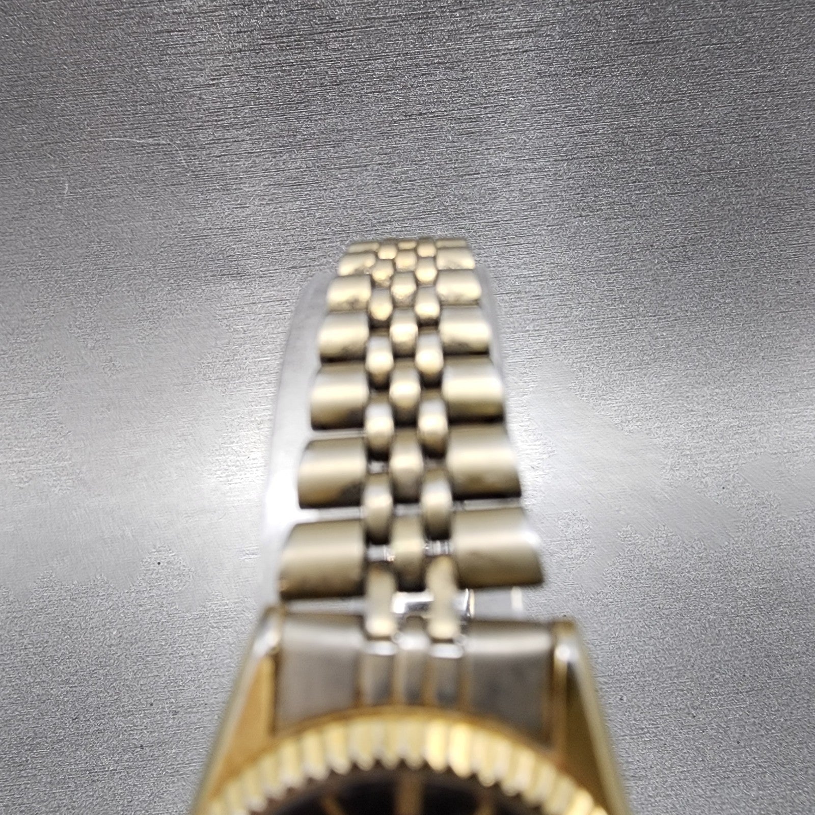 Seiko Watch Women 24mm Black Tone Gold Tone Daydate Round 7n830049 New Battery4