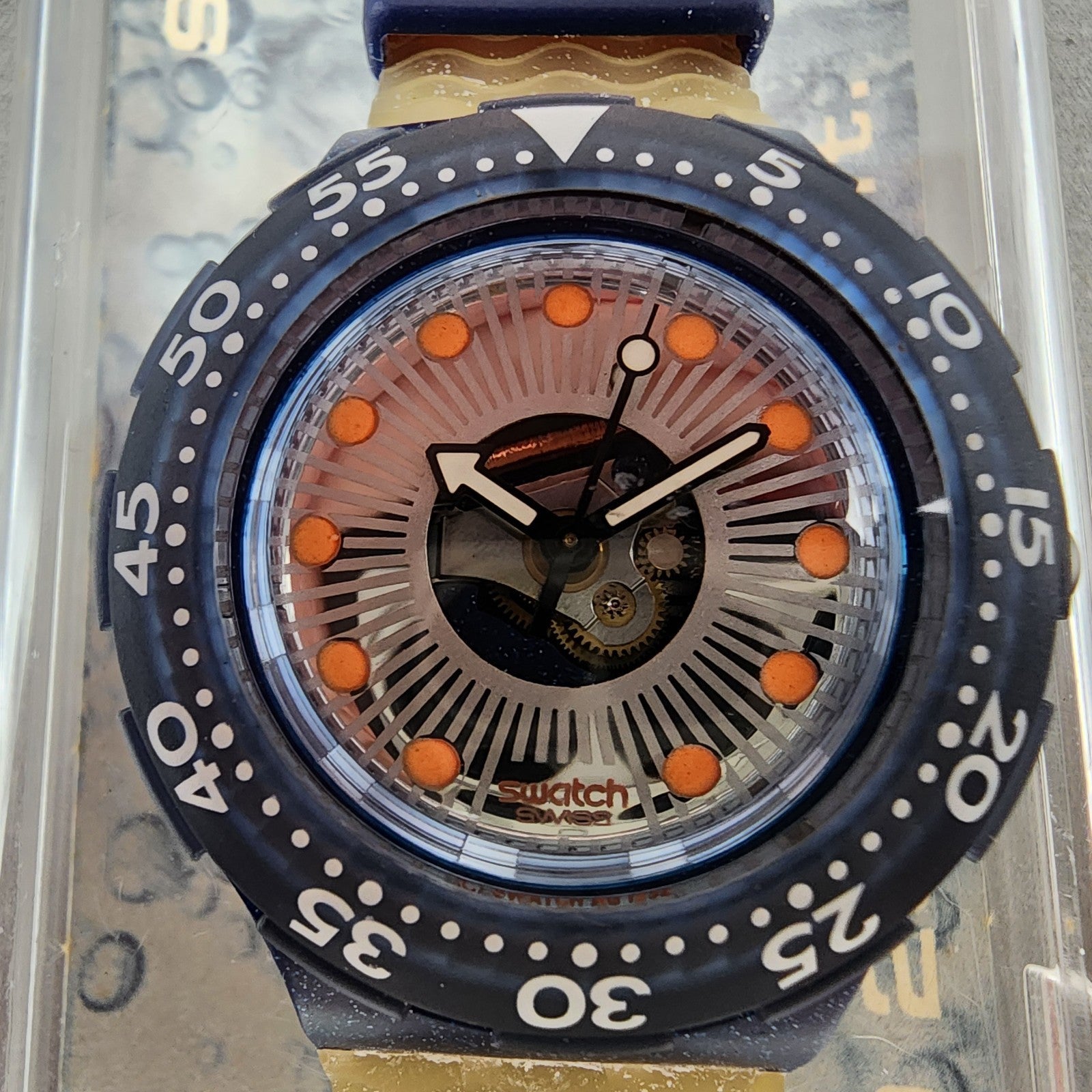 Swatch Scuba 200 Silver Trace Dive Watch Men 38mm Silver Dial Blue New Battery1