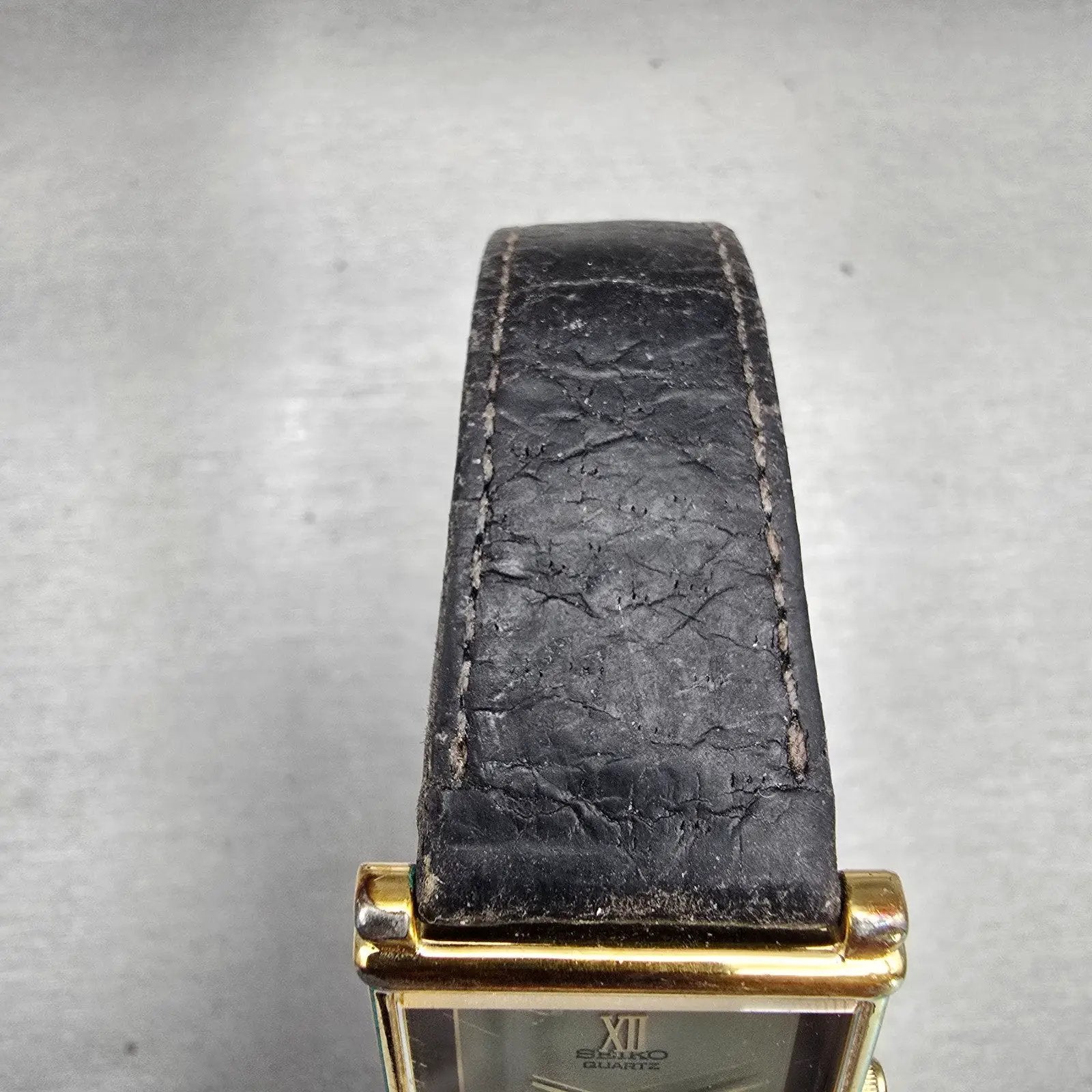 Seiko Watch Men 25mm Gray Dial Gold Tone Rectangle 6530-5399 New Battery Vintage4
