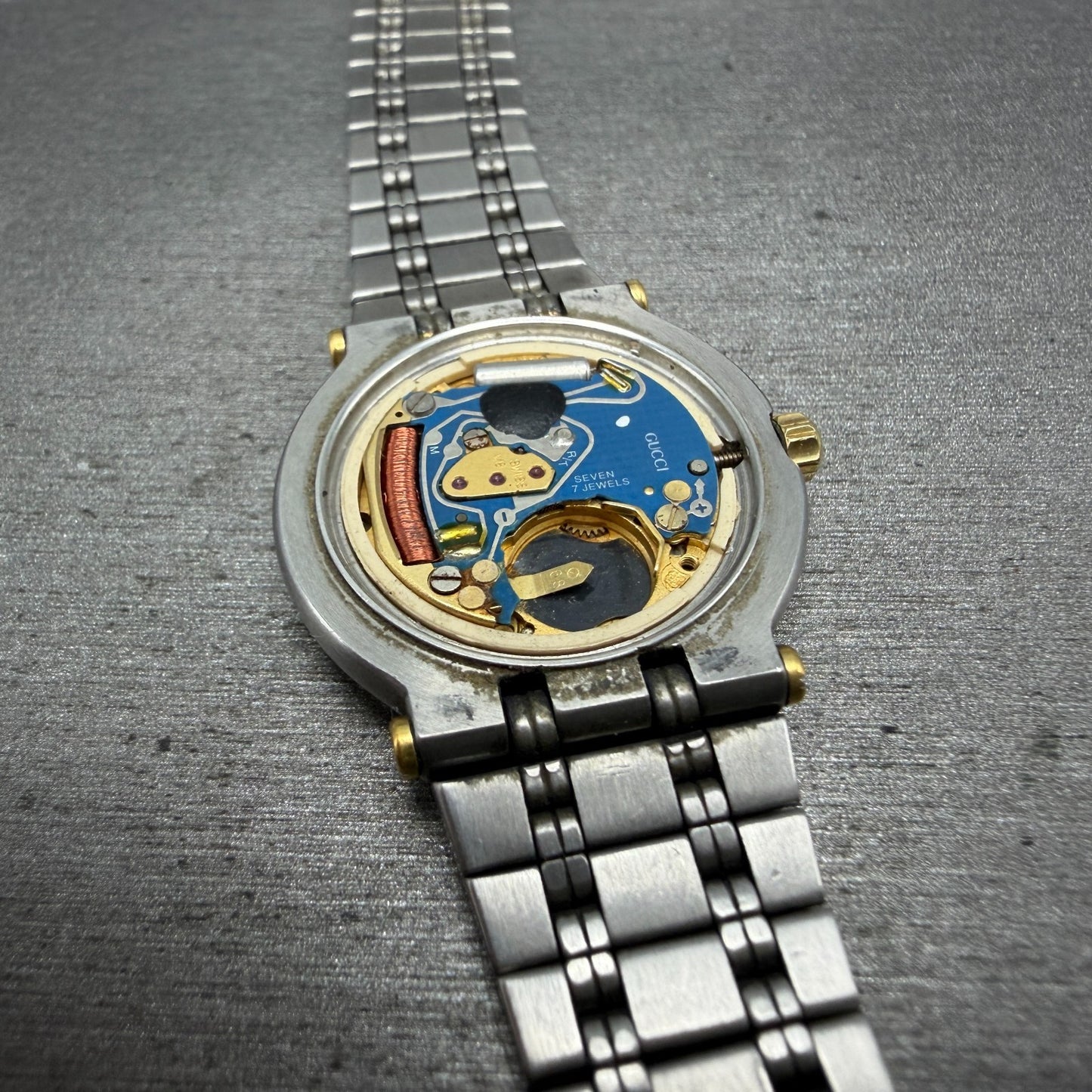 Gucci 9000L Watch Women 25mm Cream Dial Two Tone Date Round NO CASEBACK PARTS15