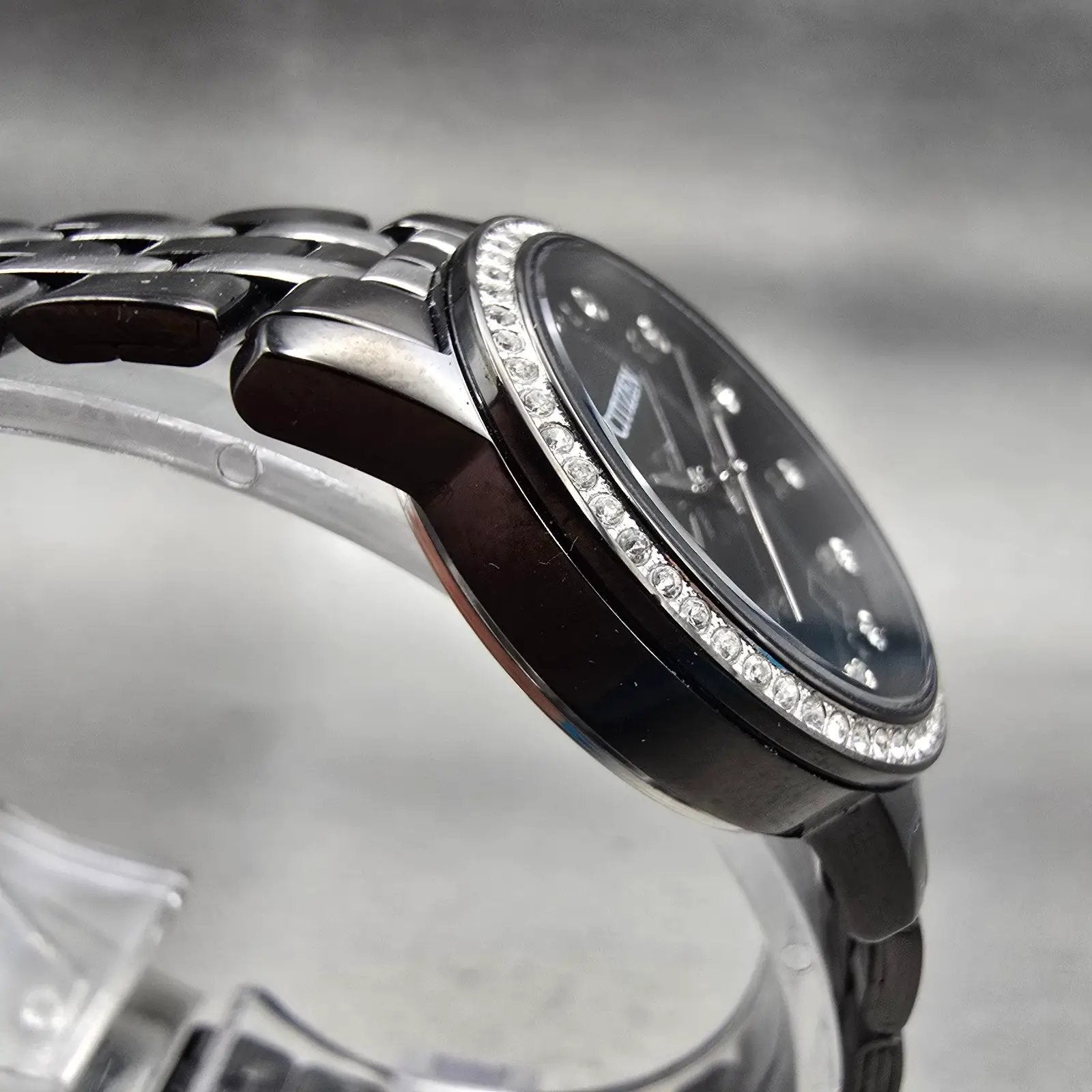 Citizen Watch Women 26mm Black Dial Black & Silver Tone Date G011-S106851 NewBat3