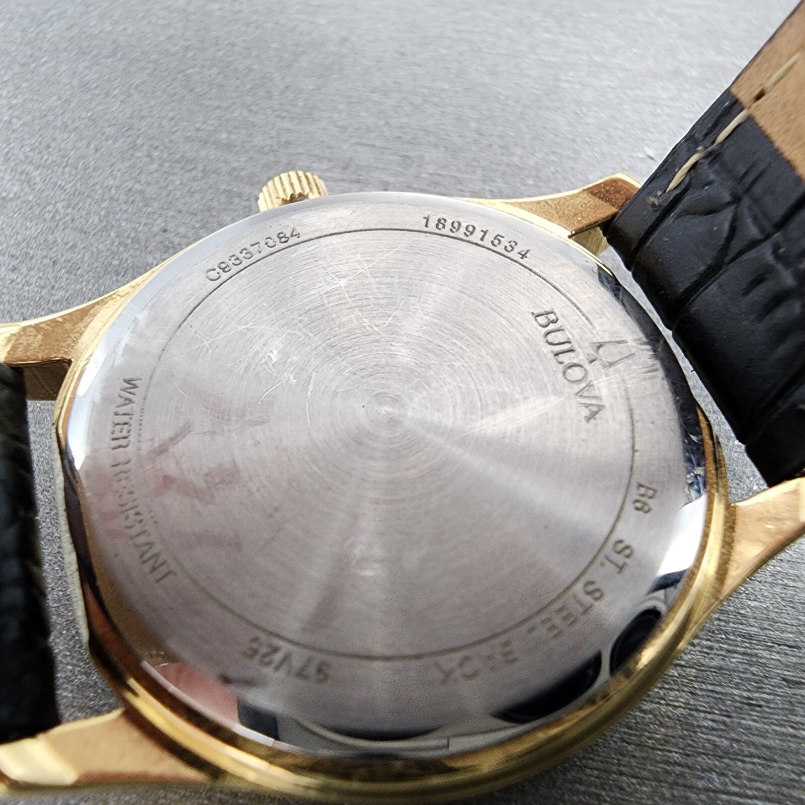 Bulova Watch Women 30mm Champagne Dial Gold Tone 97V25 New Battery9