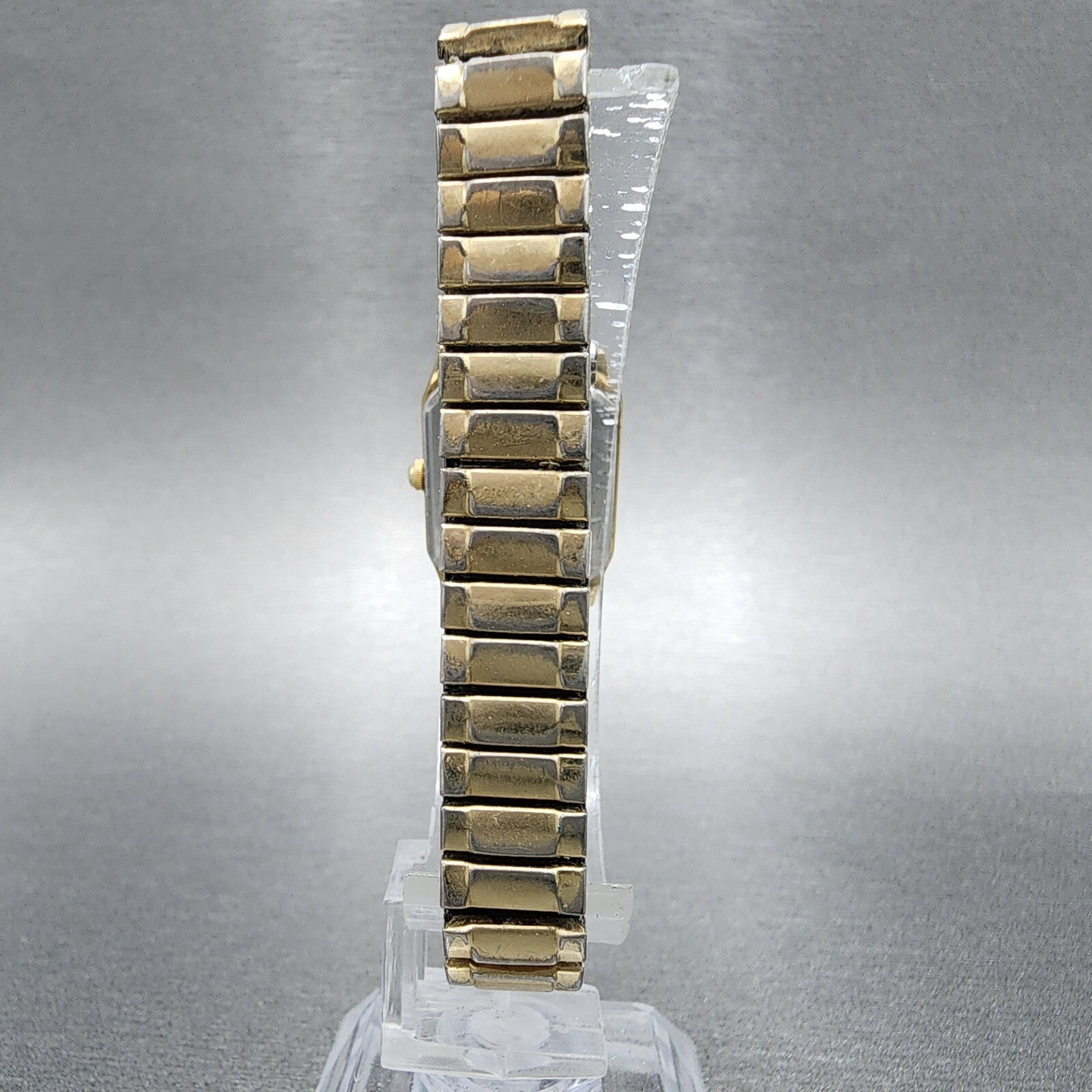 Seiko Tank Watch Women 18mm Champagne Dial Gold Tone 2p215a00 New Battery7