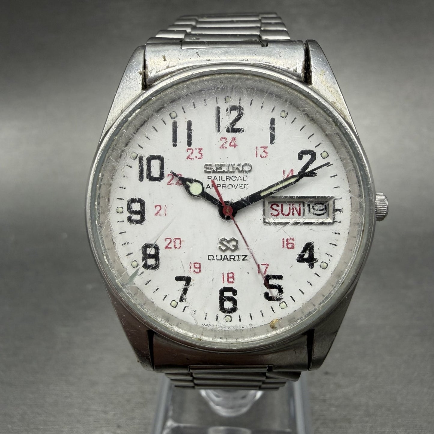 Seiko SQ Railroad Approved Watch Men 34mm White Dial Steel Daydate New Battery0