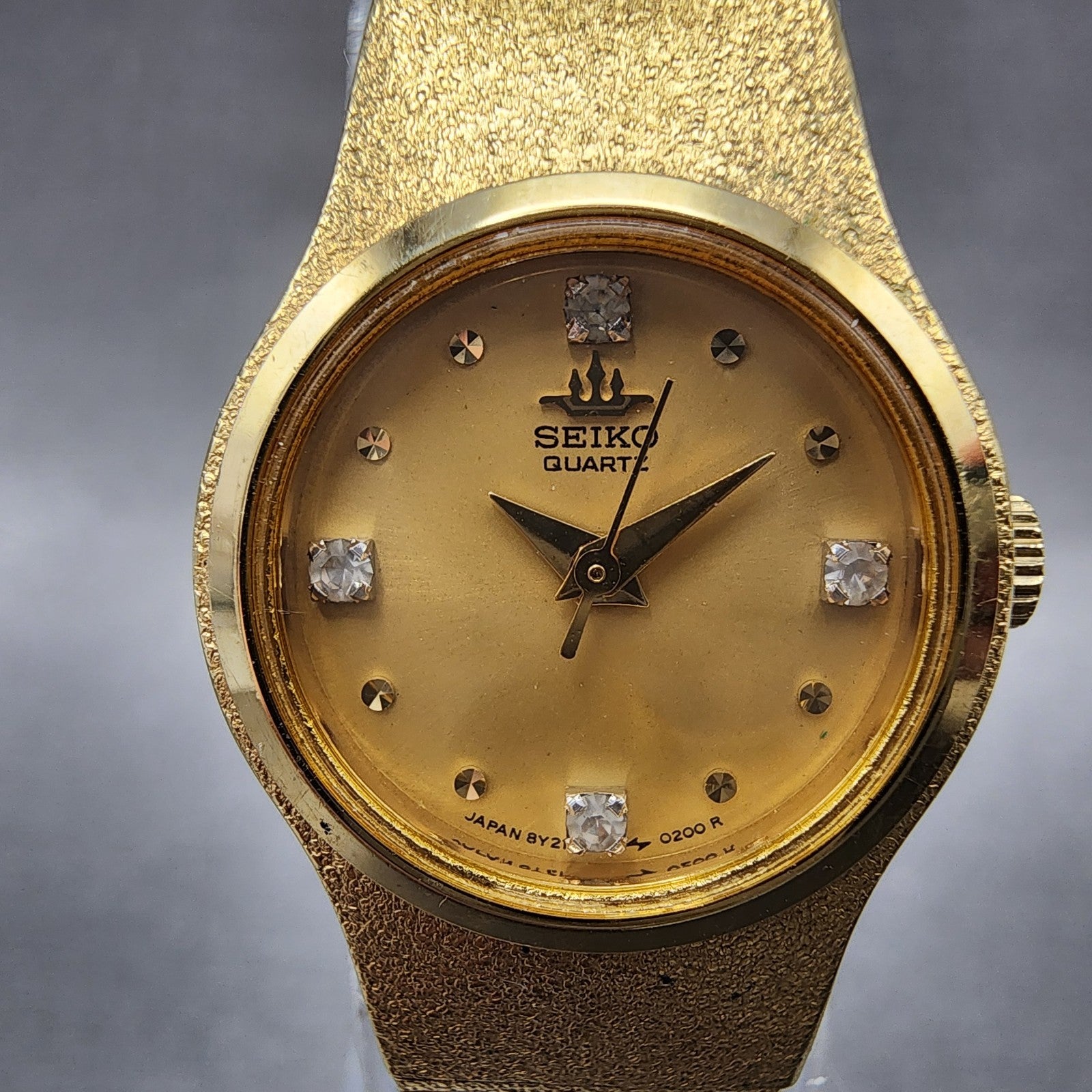 Seiko Watch Women 20mm Champagne Dial Gold Tone Round 8Y210020 New Battery1
