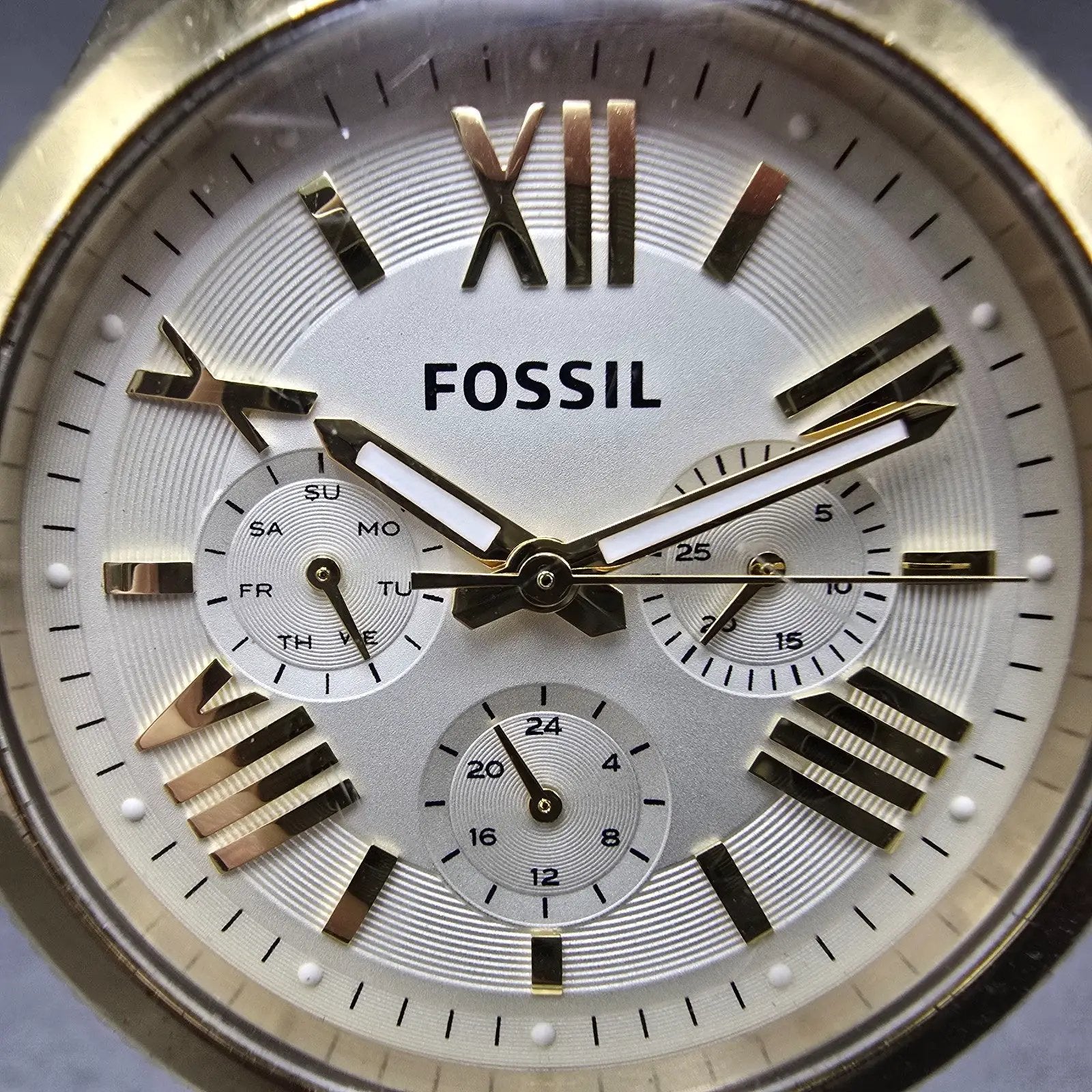 Fossil Cecile Watch Women 40mm Cream Dial Gold Tone Daydate AM4510 New Battery J1