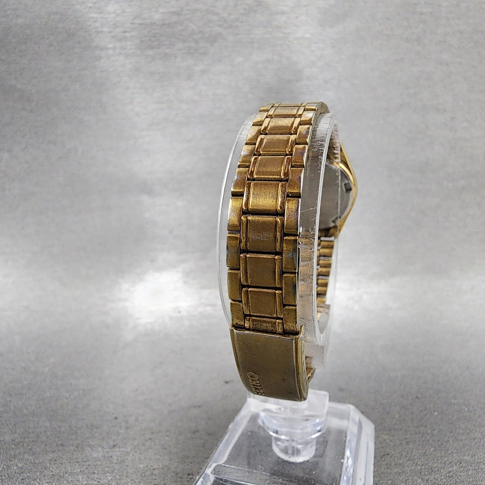 Seiko Watch Women 24mm Gold Mickey Dial Gold Tone Daydate 3y030039 New Battery7