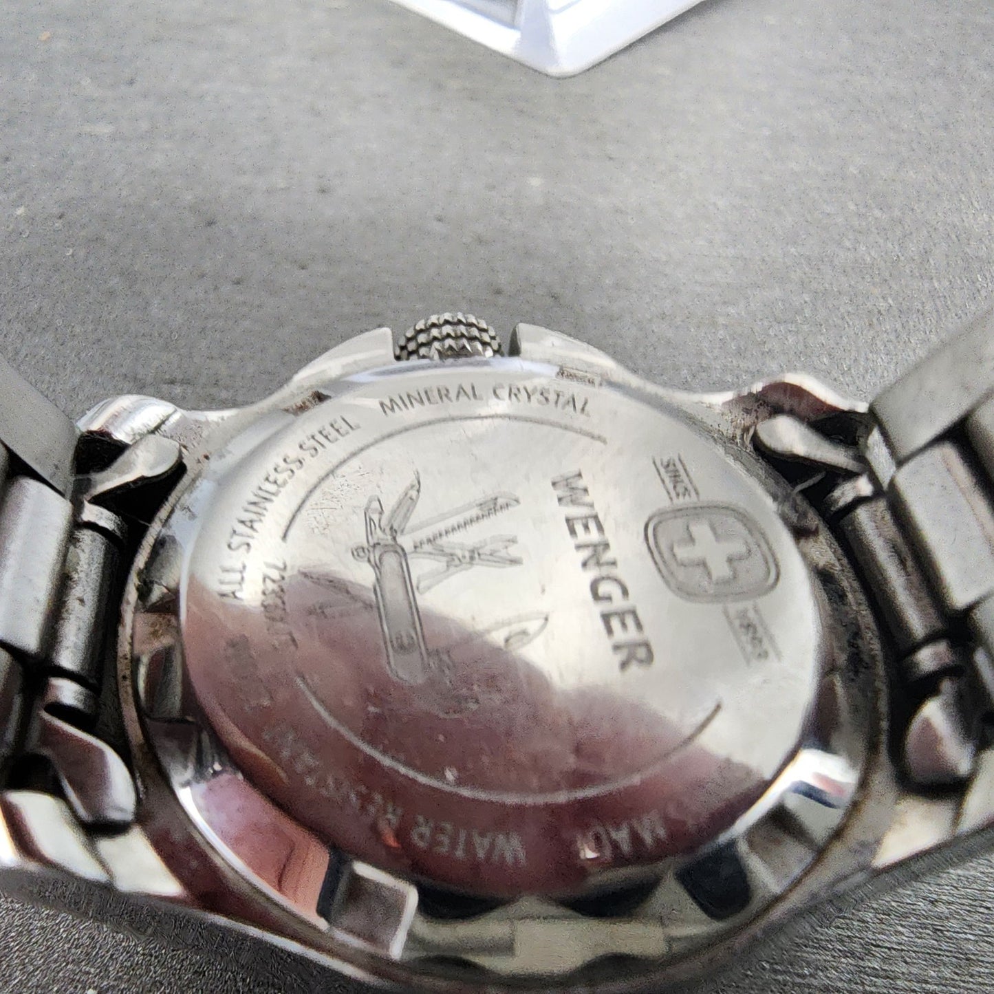Wenger Battalion Dive Watch Women 31mm Blue Dial Silver Tone Date Round New Batt9
