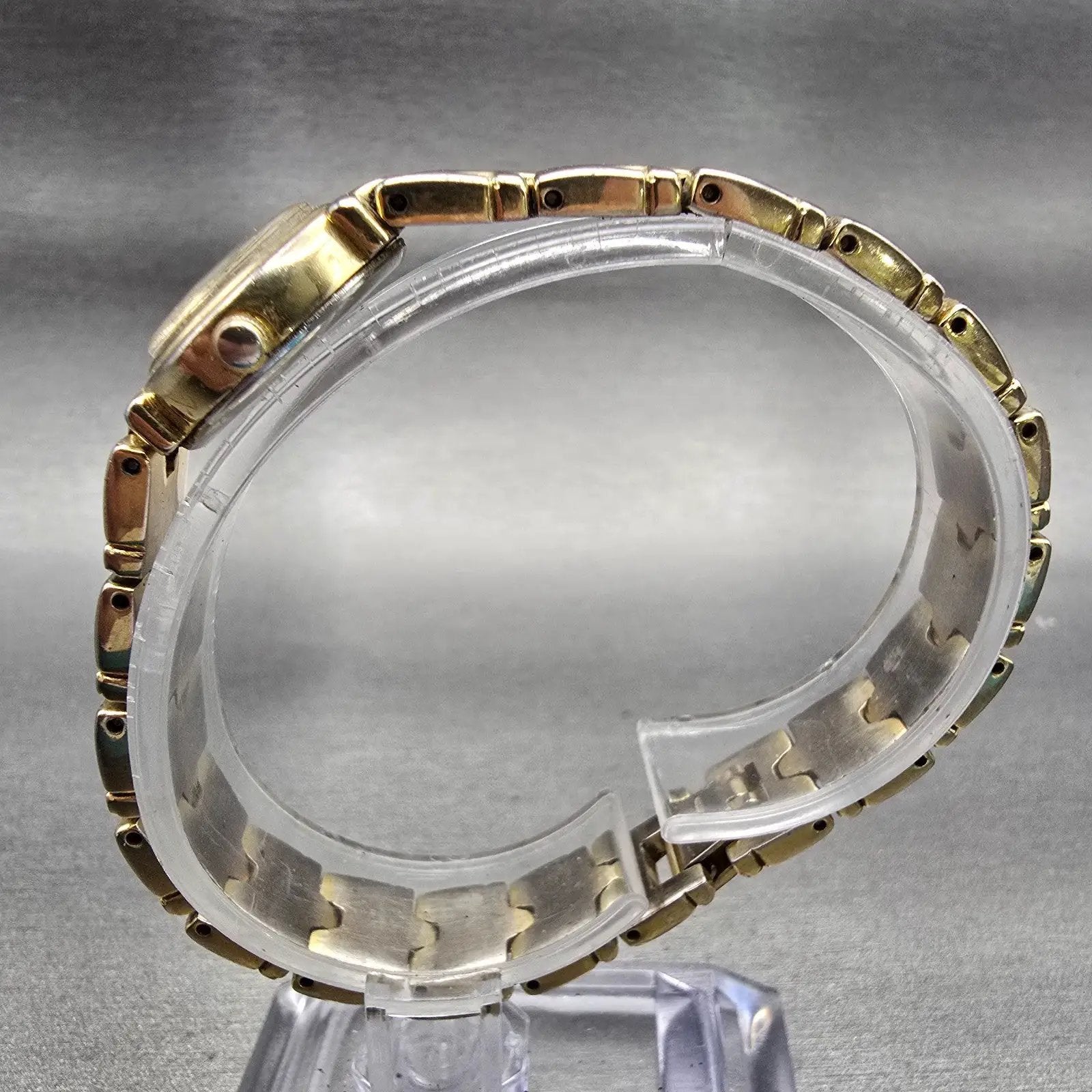 Citizen Watch Women 18mm MOP Dial Gold Tone Round 3220-326113 New Battery VTG6