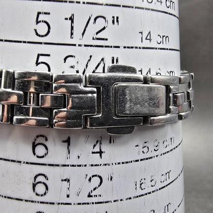 Citizen Watch Women 21mm White Dial Silver Tone Round B023-S028698 Runs Crystals11