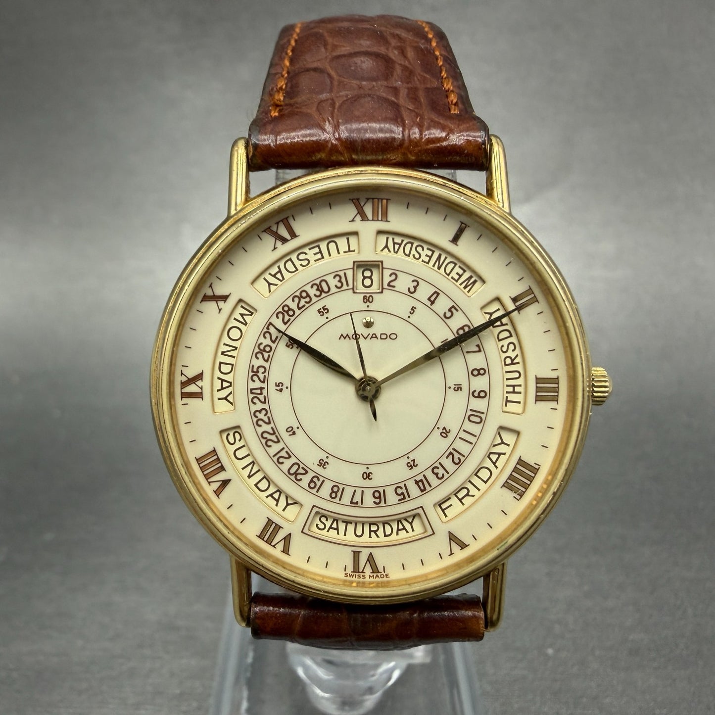 Movado Watch Men 33mm Cream Dial Gold Tone Daydate Round 87-56-885 New Battery0