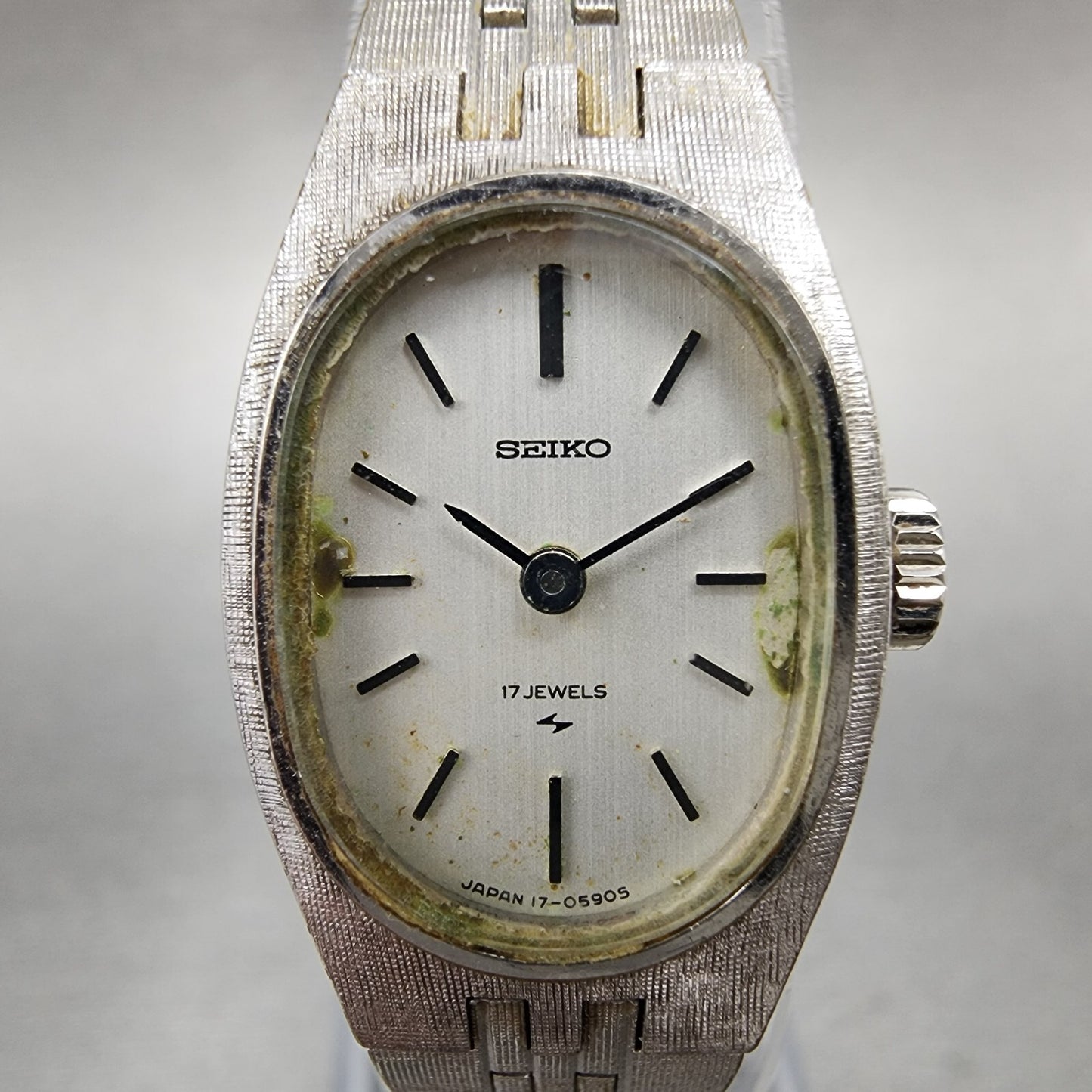 Seiko Watch Women 17mm Silver Dial Gold Plated Oval Manual Wind 17-7100 Runs