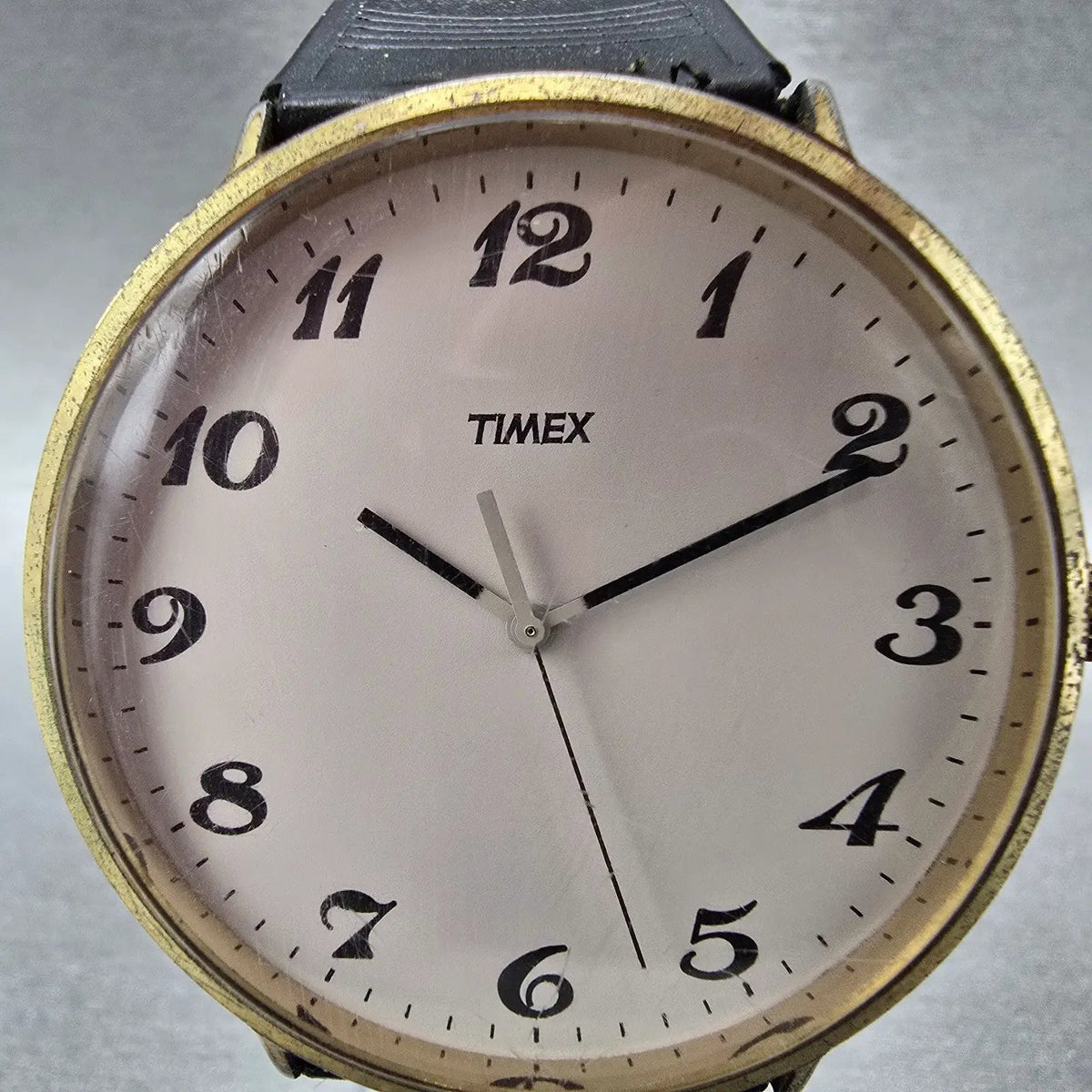 Timex Watch Men 45mm White Dial Gold Tone Round Vintage New Battery1