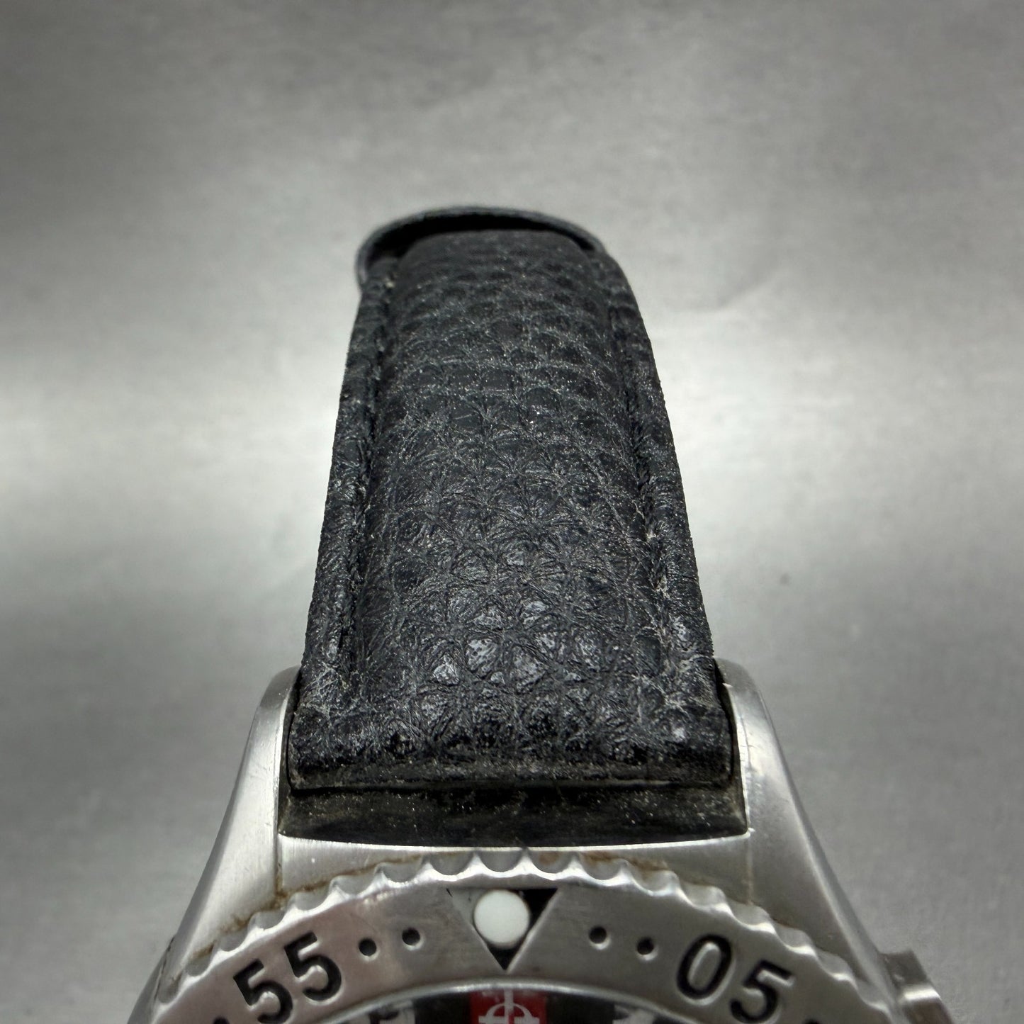 Zodiac Dragon Wing chronograph Watch Men 45mm Black Dial Steel Date ZO7400 Works4
