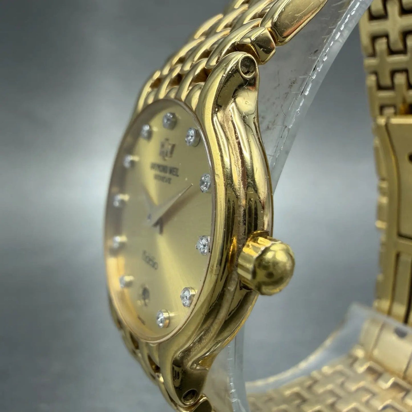 Raymond Weil Fideli Watch Women 24mm Champagne Dial Gold Tone Date 4702 NewBat2