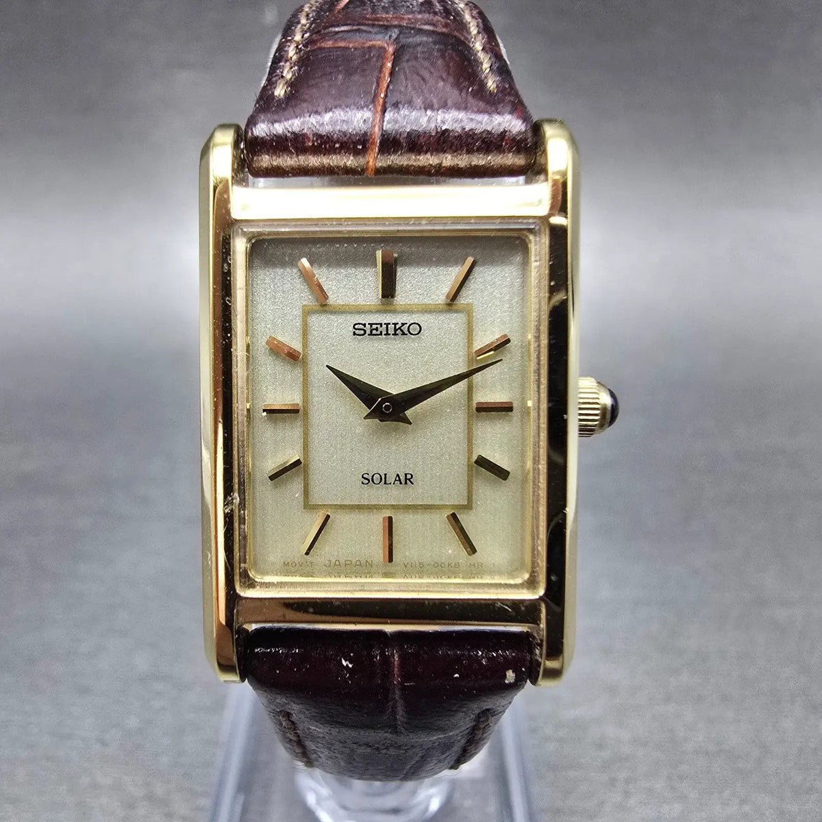 Seiko Solar Tank Watch Women 18mm Champagne Dial Gold Tone V115-0BD0 Runs JP0
