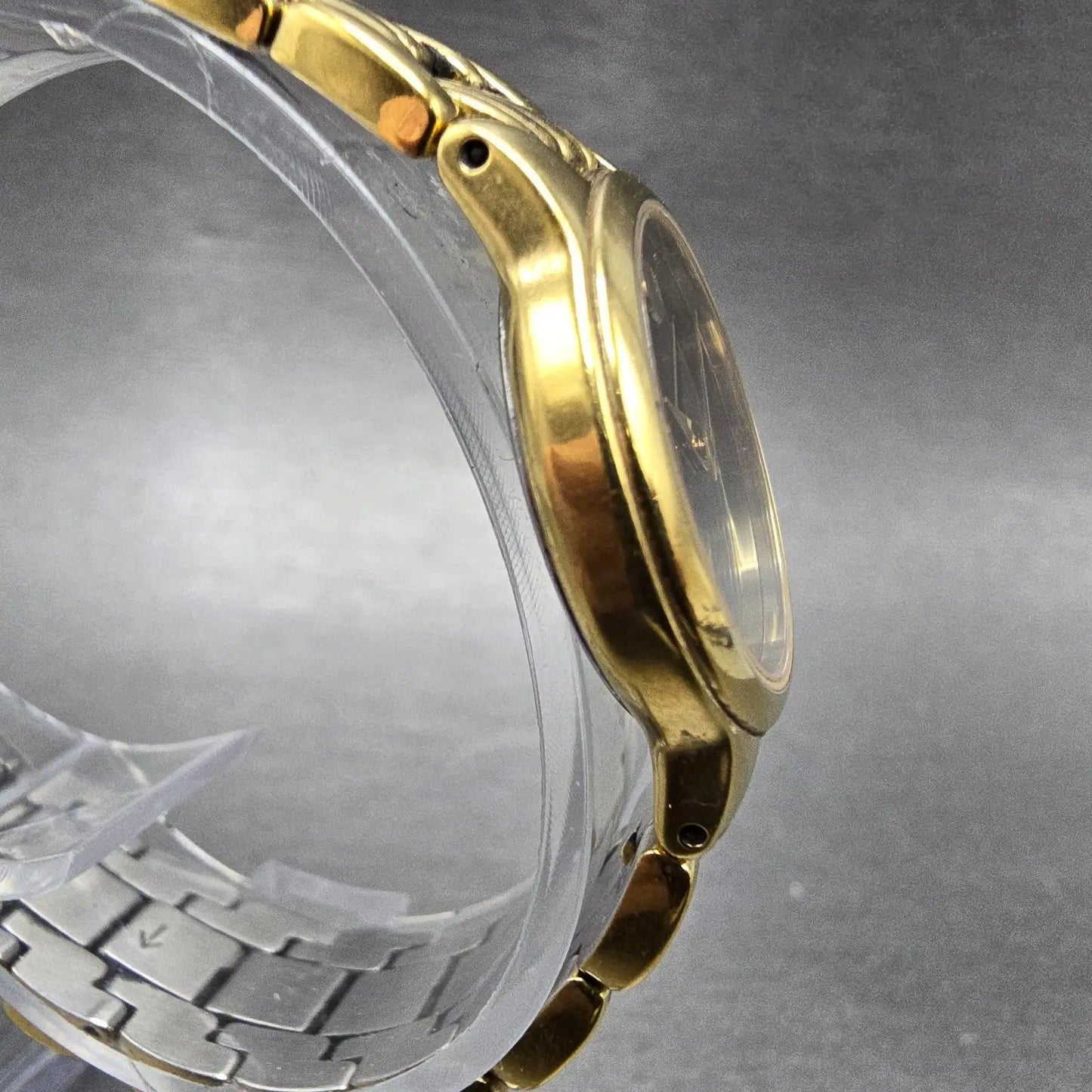 Movado Museum Watch Women 24mm Black Dial Gold Tone 88 E4 9835 New Battery3
