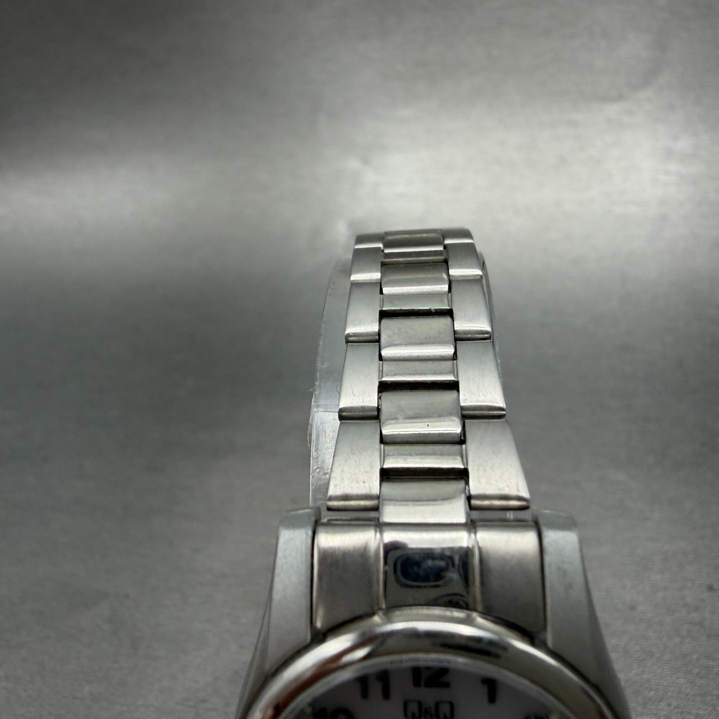 Citizen Q&Q Solarmate Watch Women 27mm White Dial Silver Tone Round EL31 Runs4