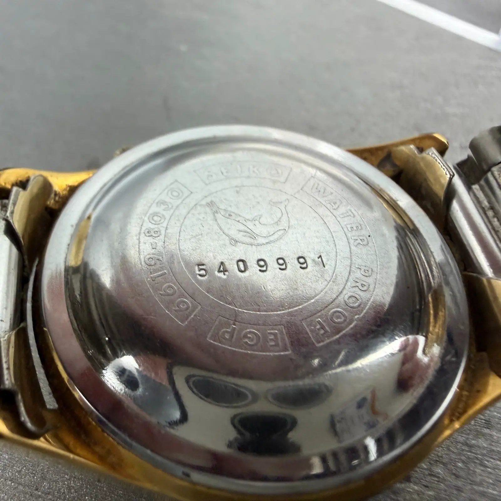 48058055